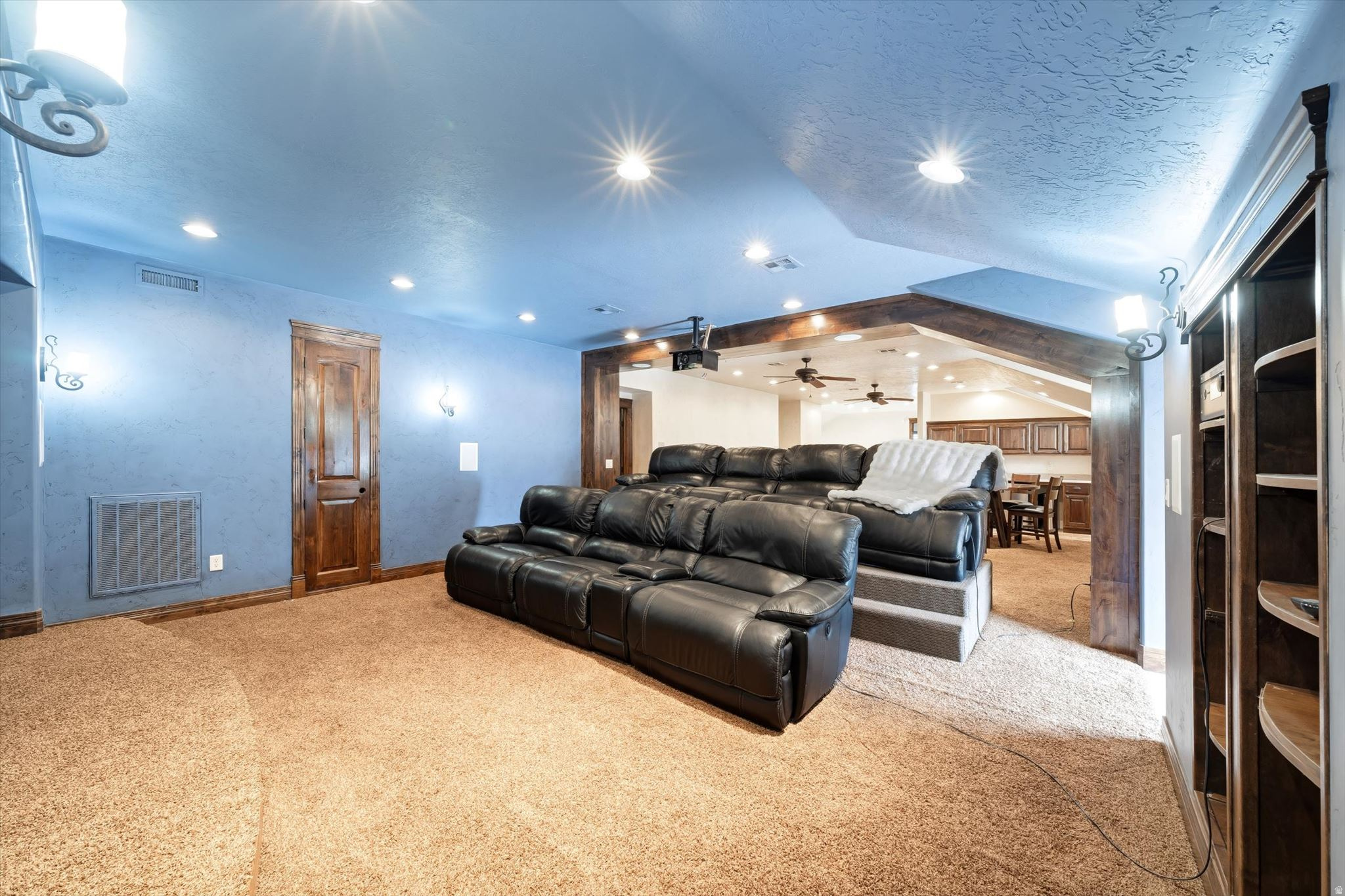main property photo 66