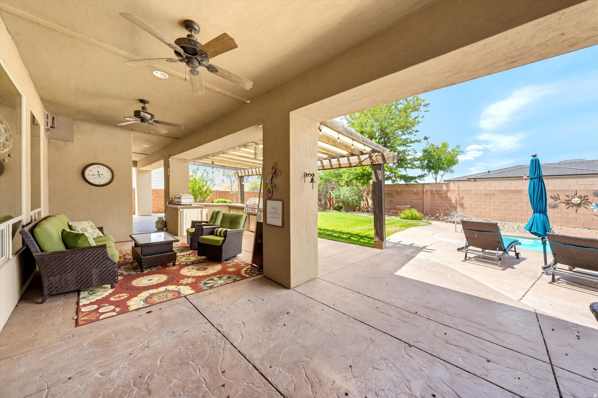 main property photo 76