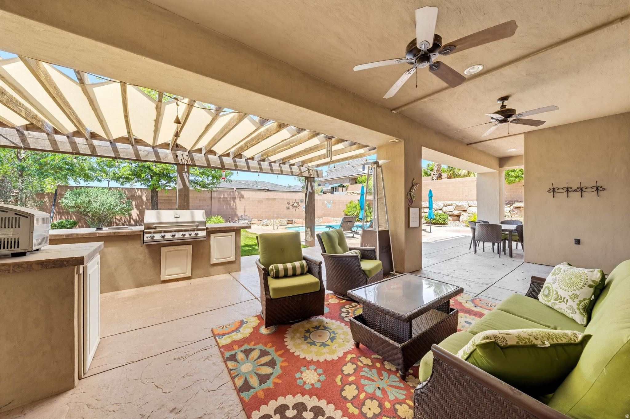 main property photo 79