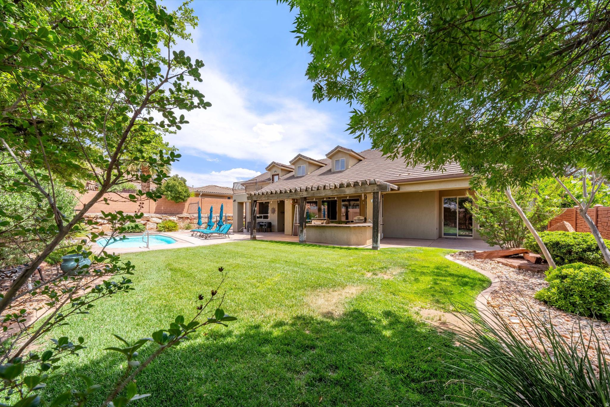 main property photo 84