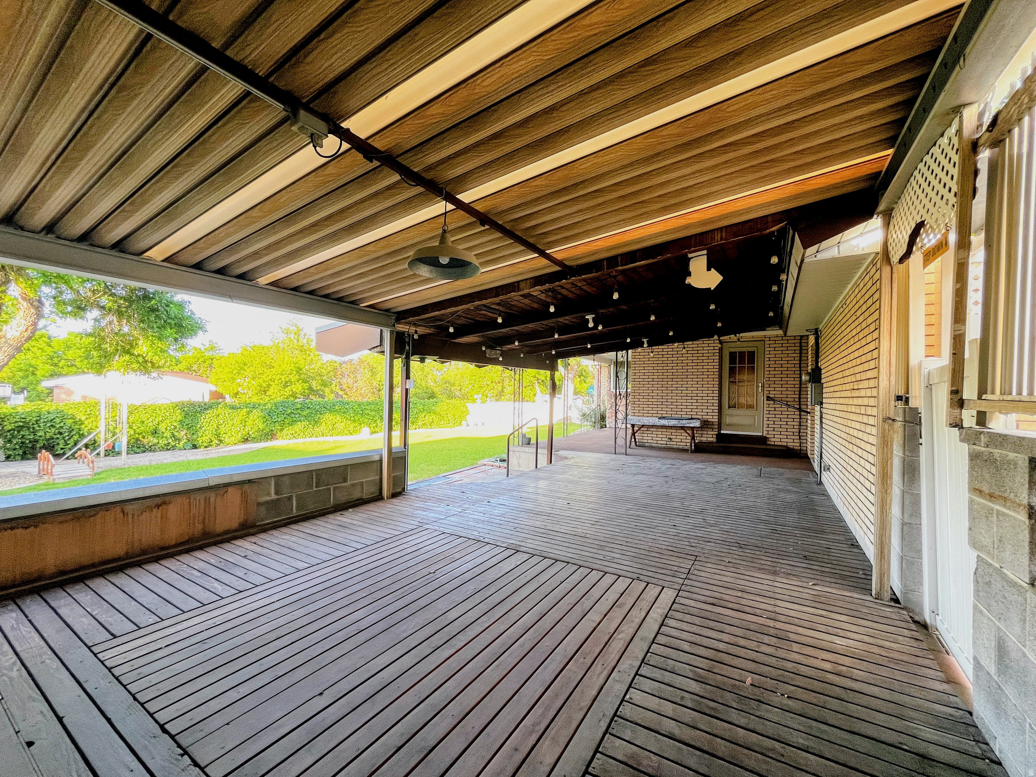 main property photo 18