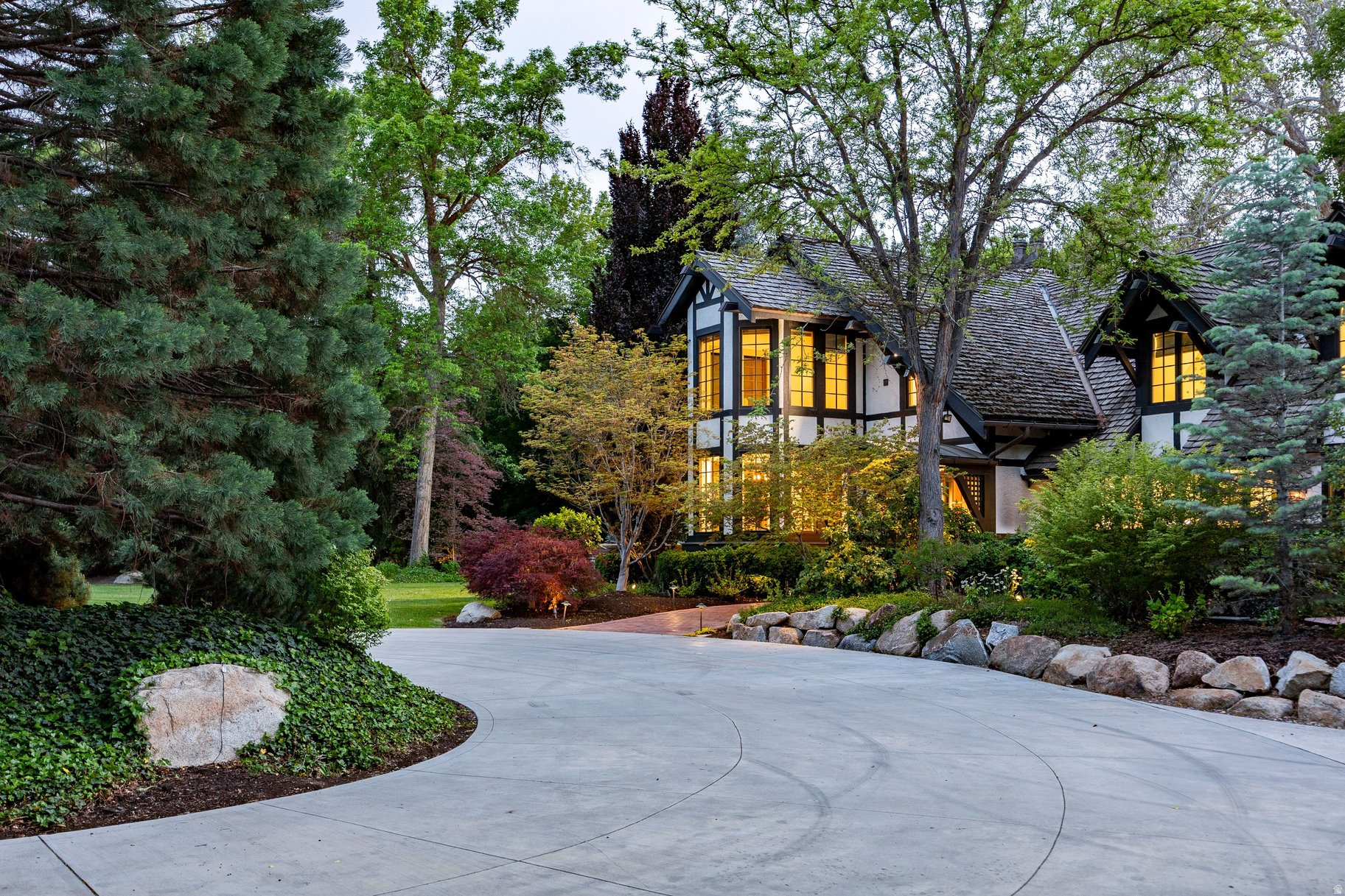 main property photo 51