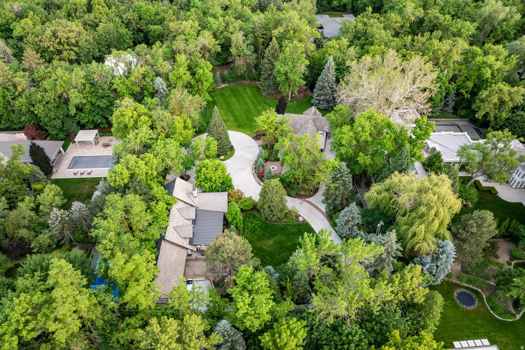main property photo 68