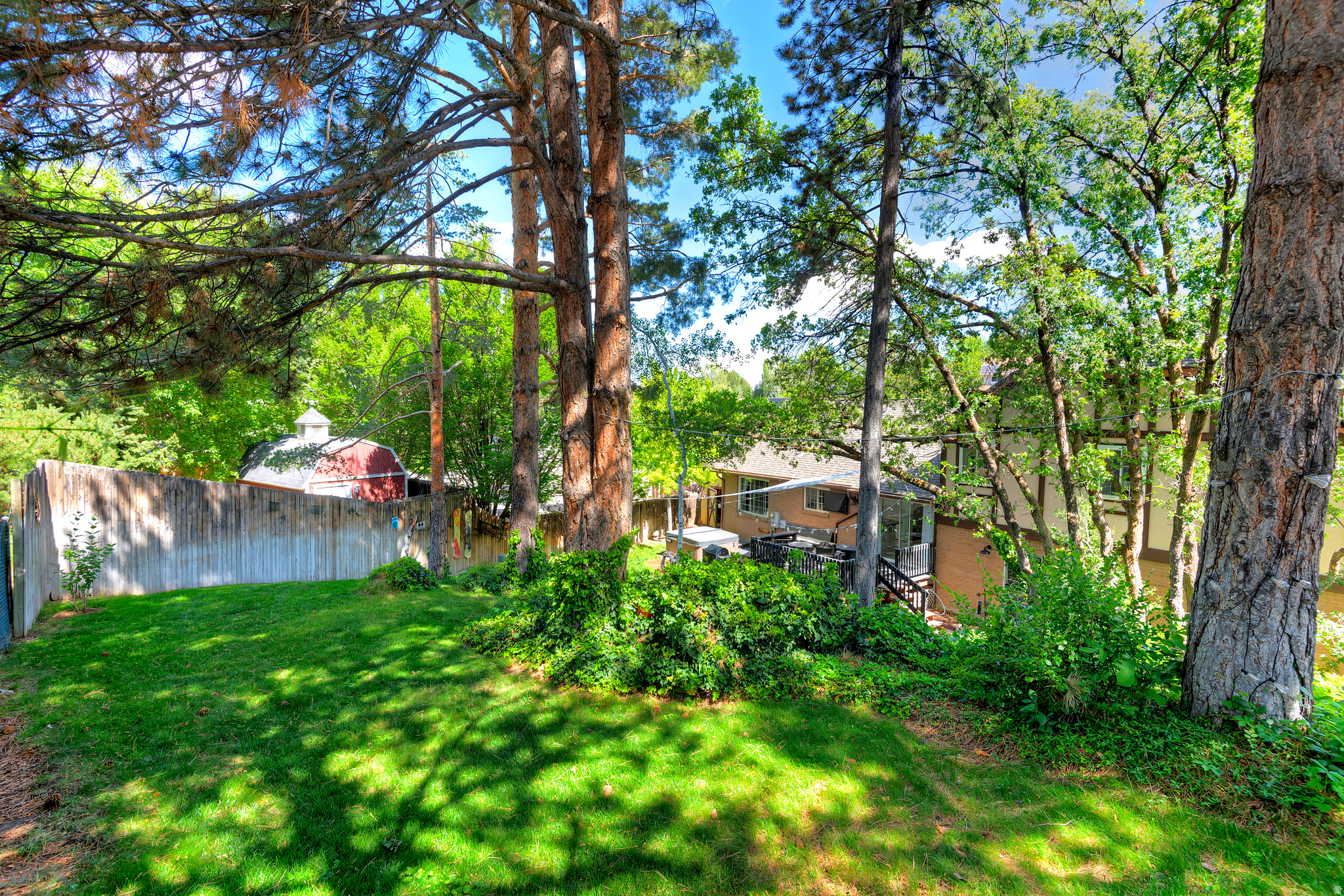 main property photo 41