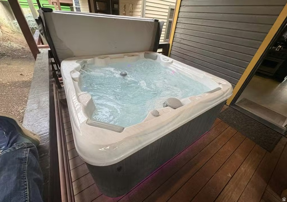 main property photo 10