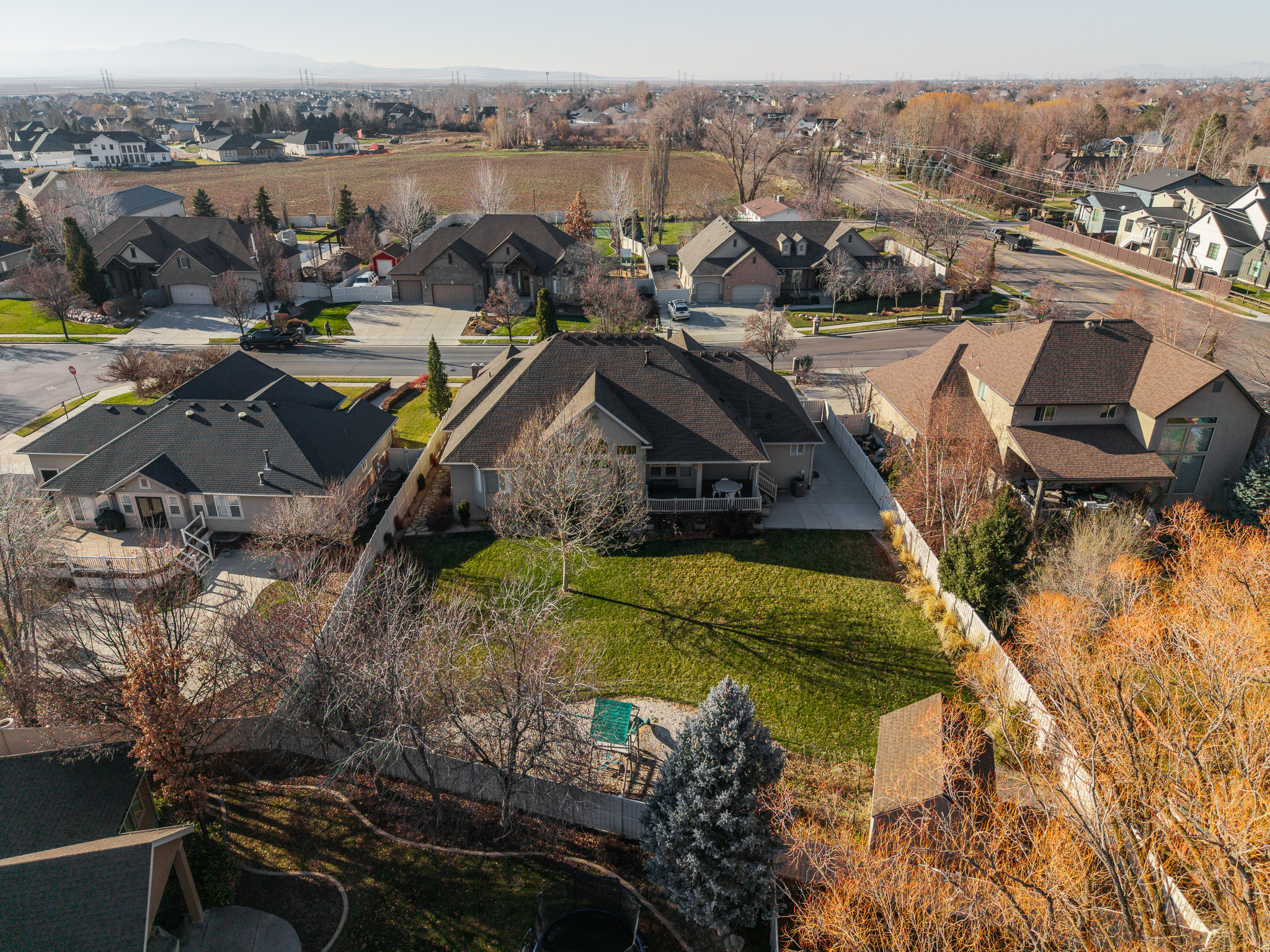 main property photo 39
