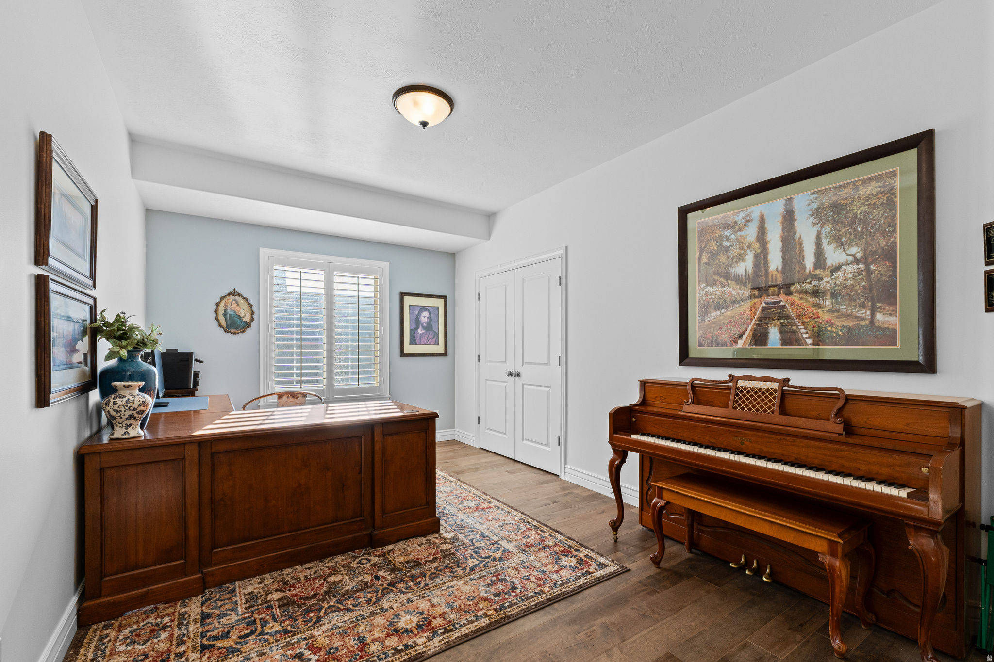 main property photo 7