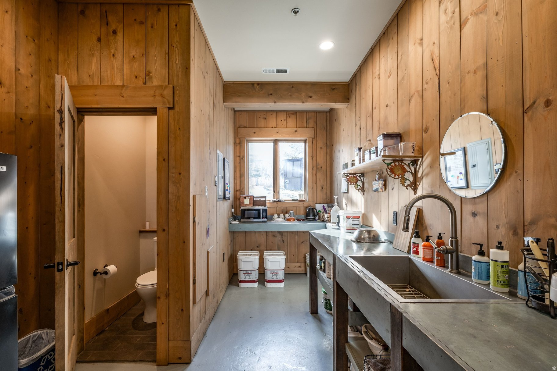 main property photo 61