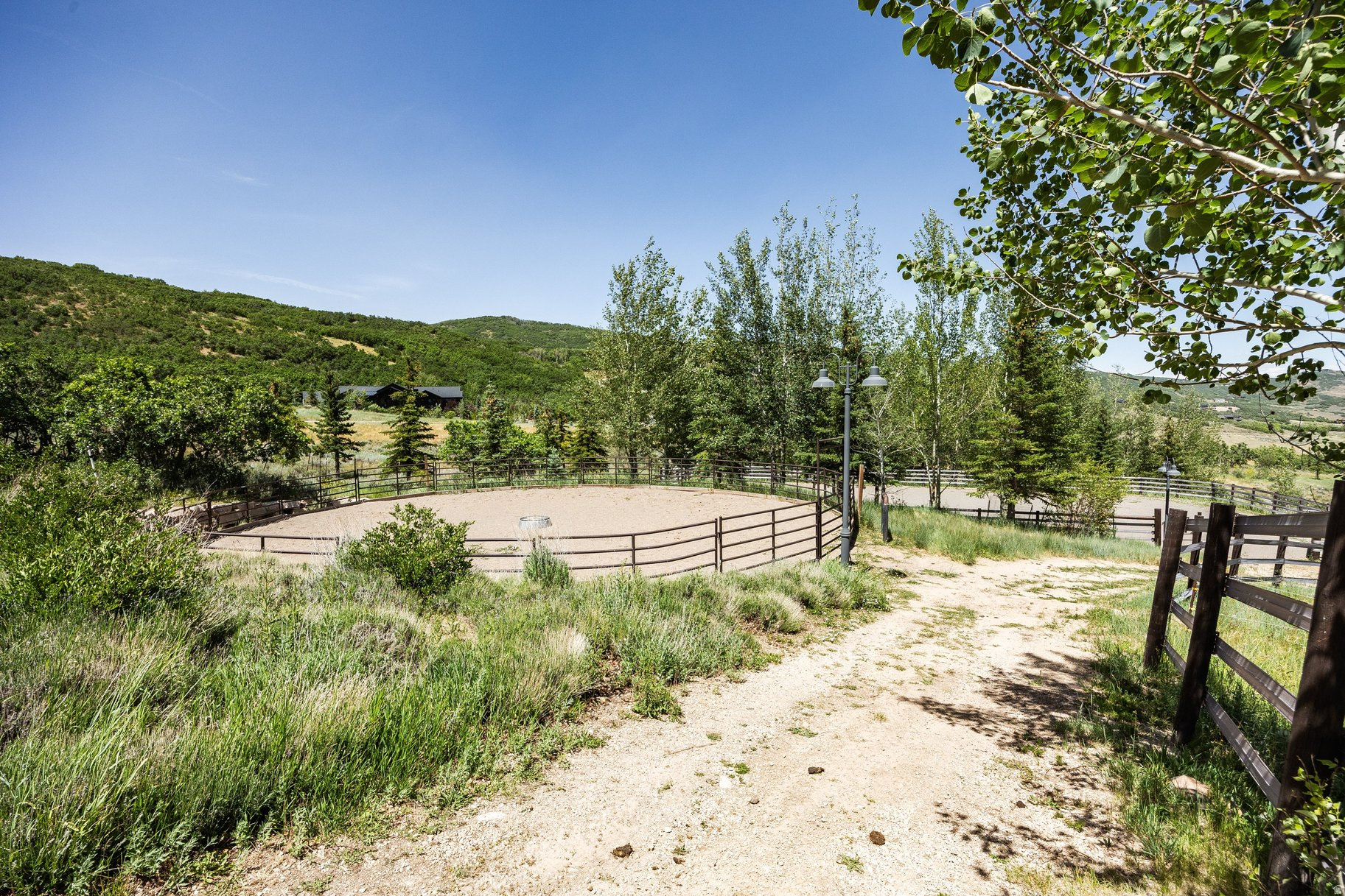 main property photo 70