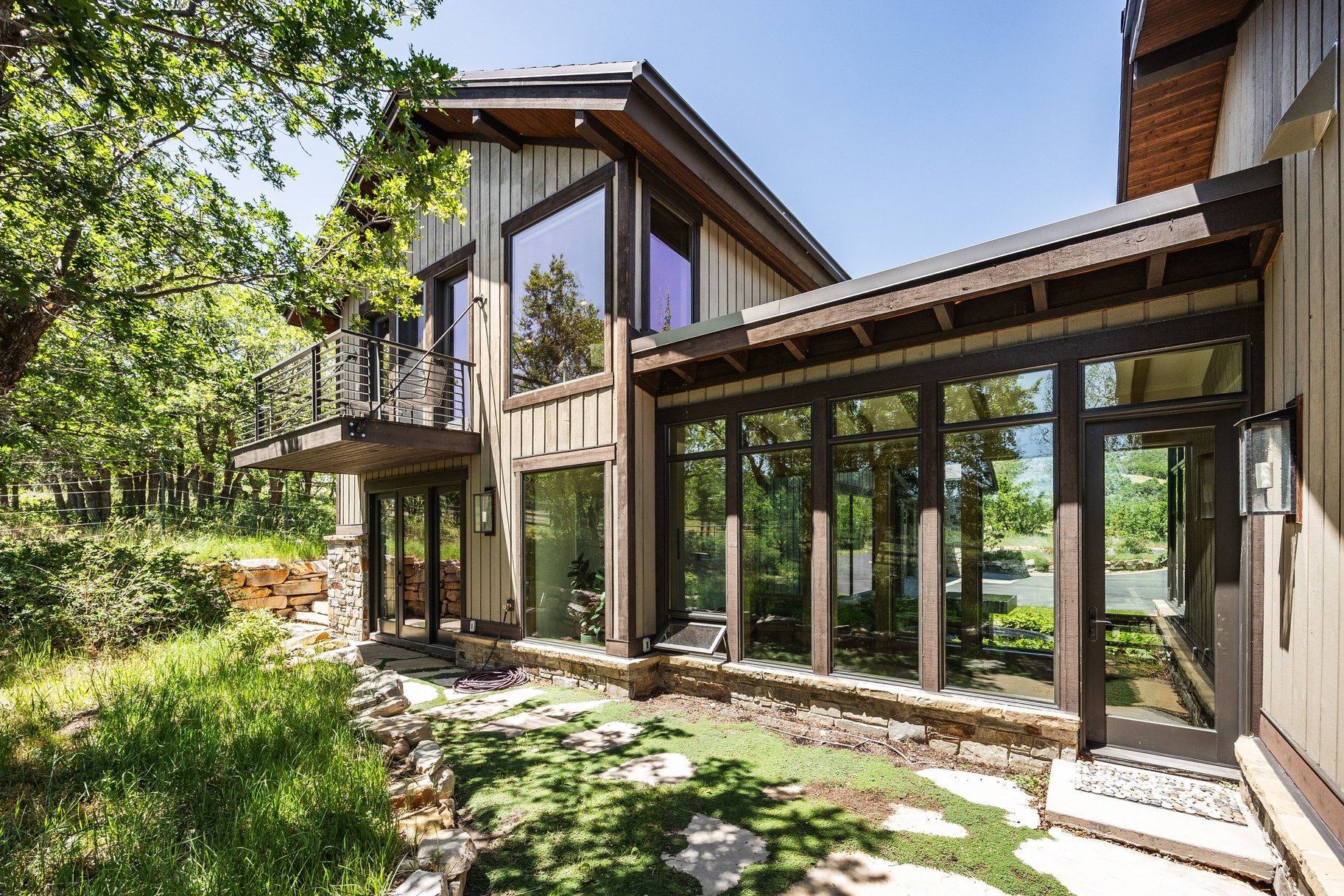 main property photo 84