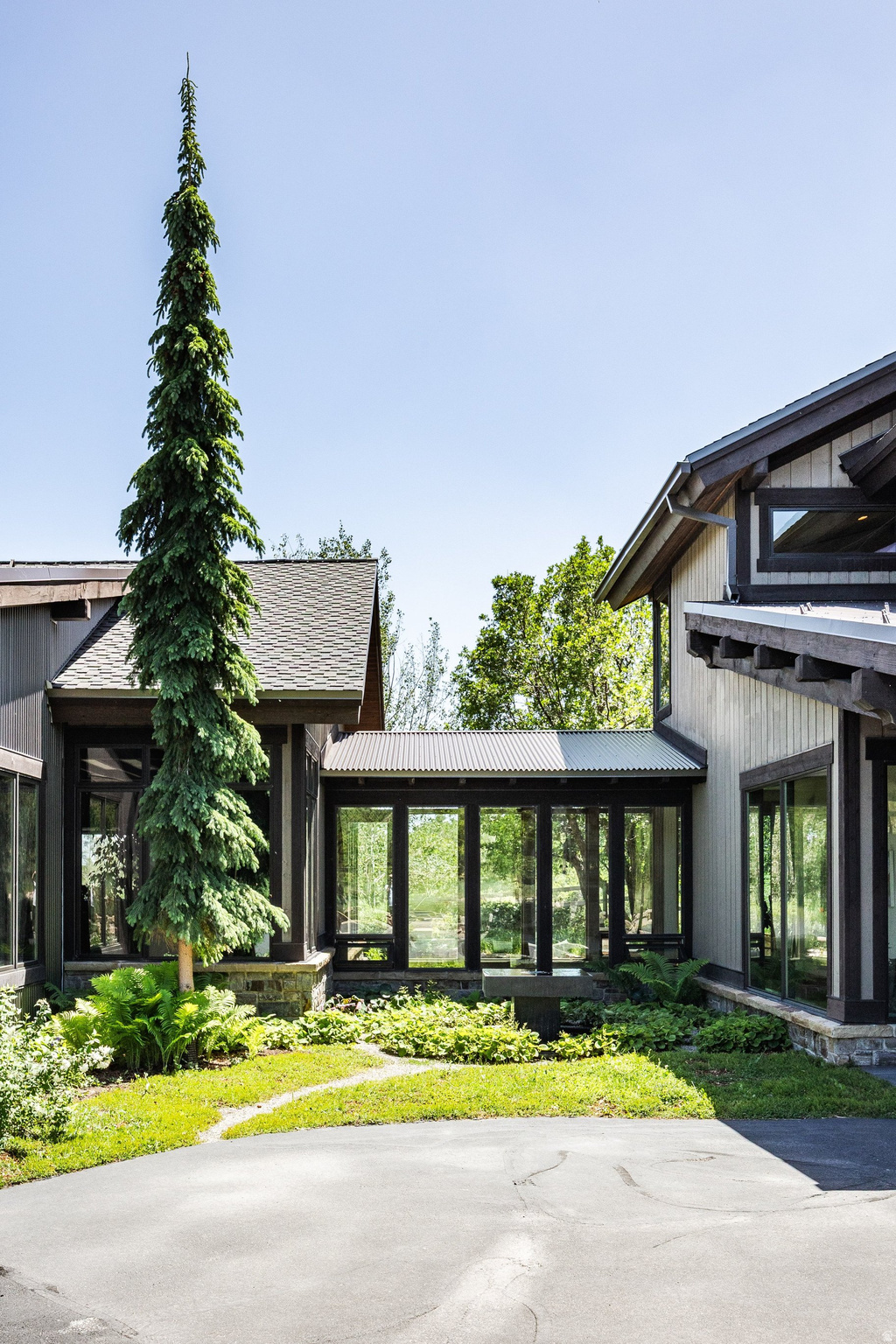 main property photo 89