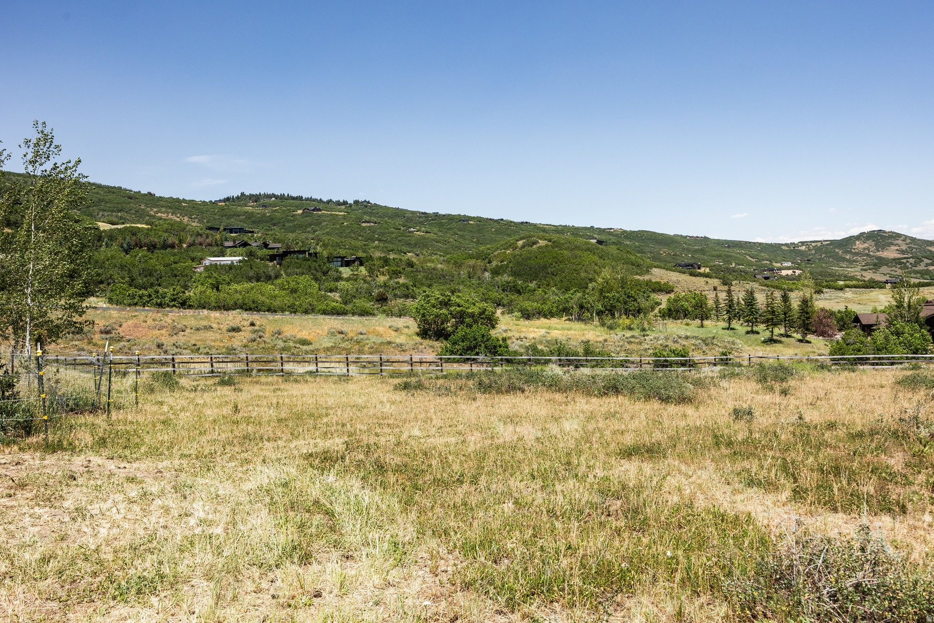 main property photo 94