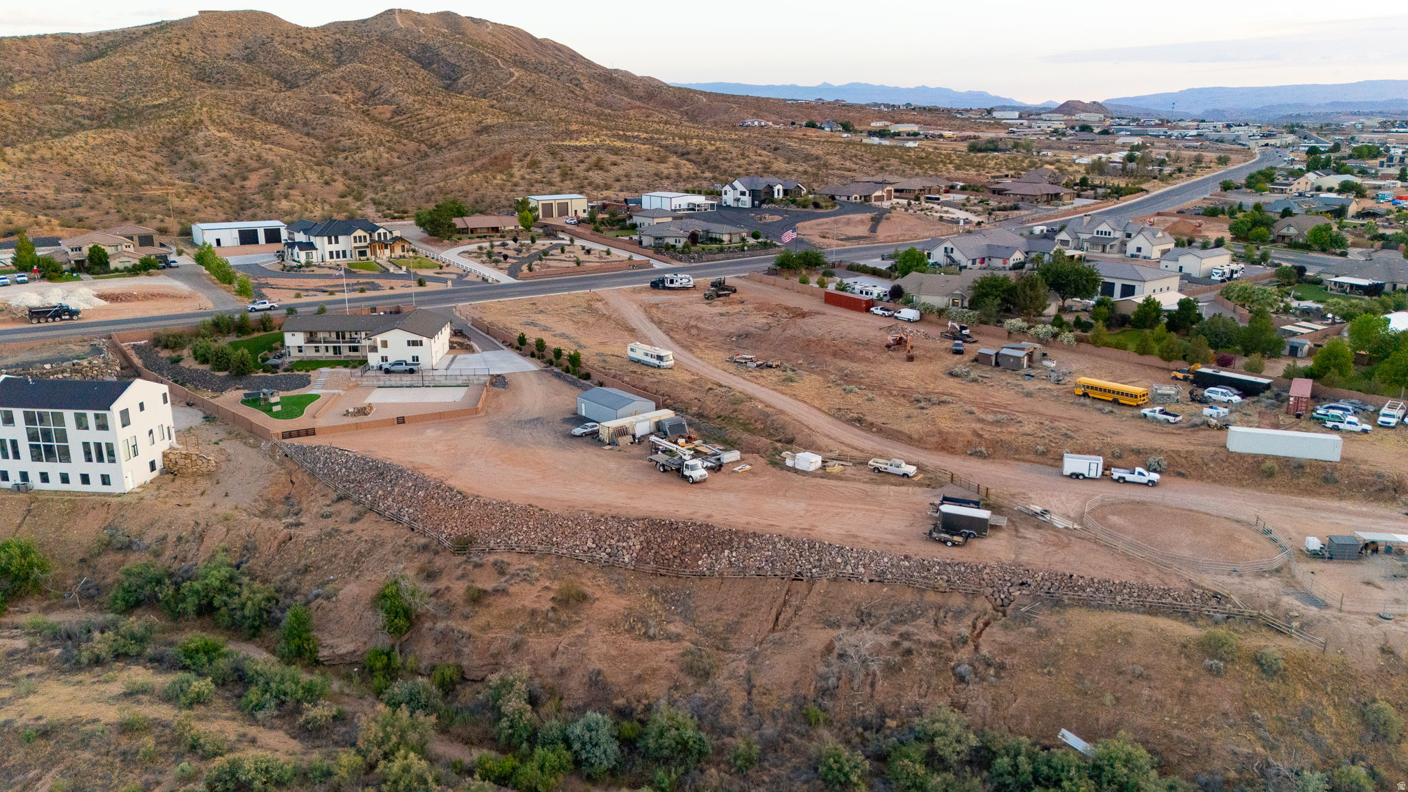 main property photo 14