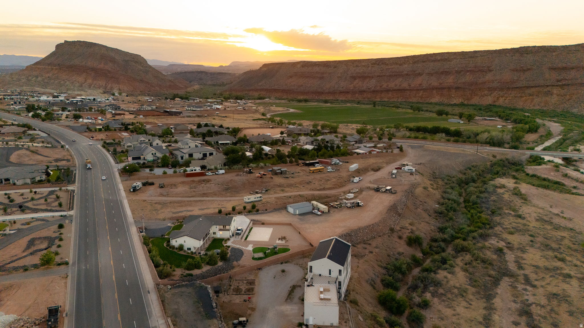 main property photo 16