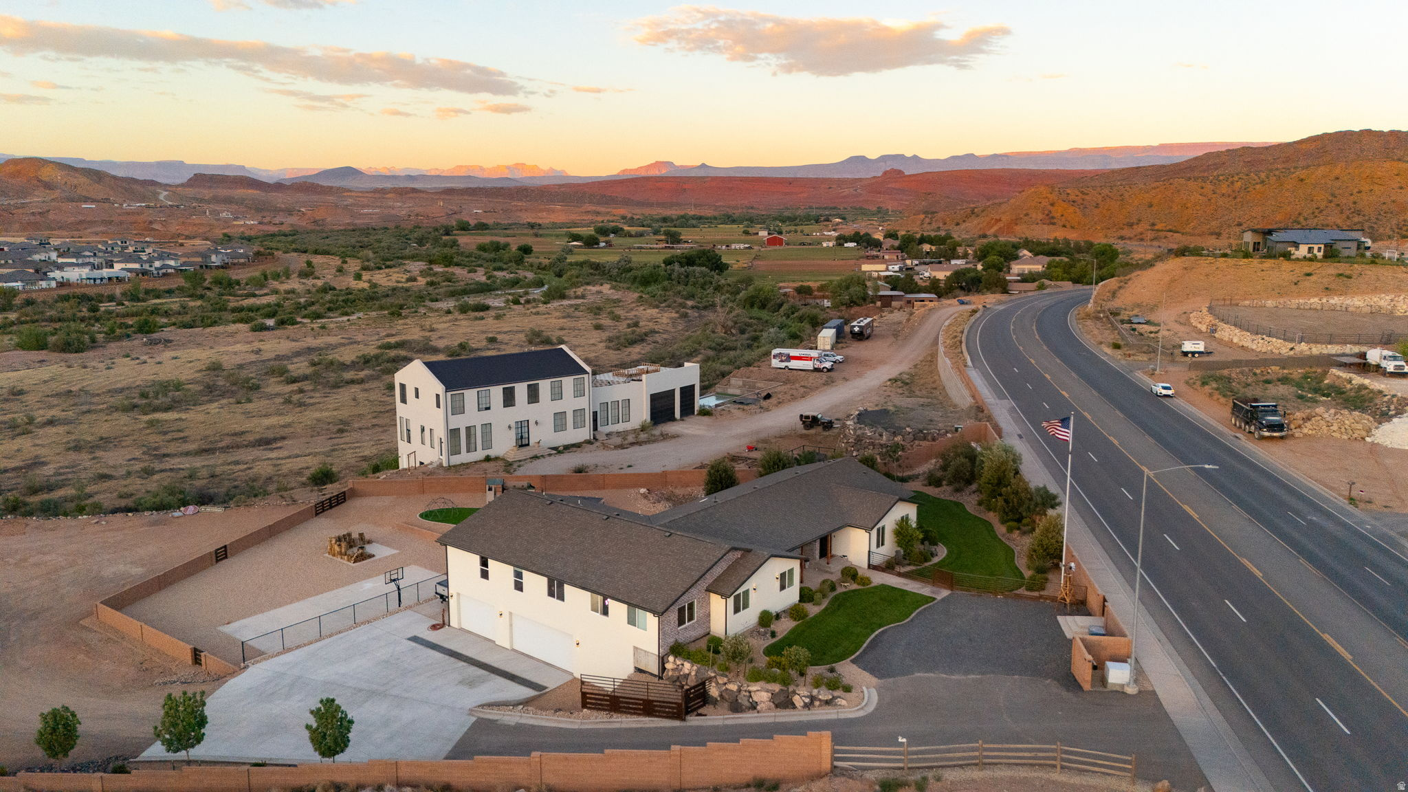 main property photo 75