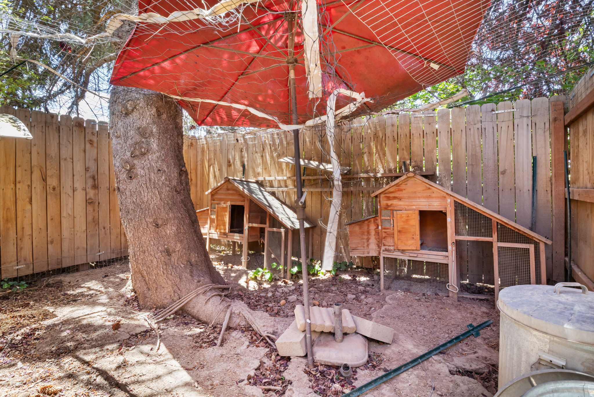 main property photo 43