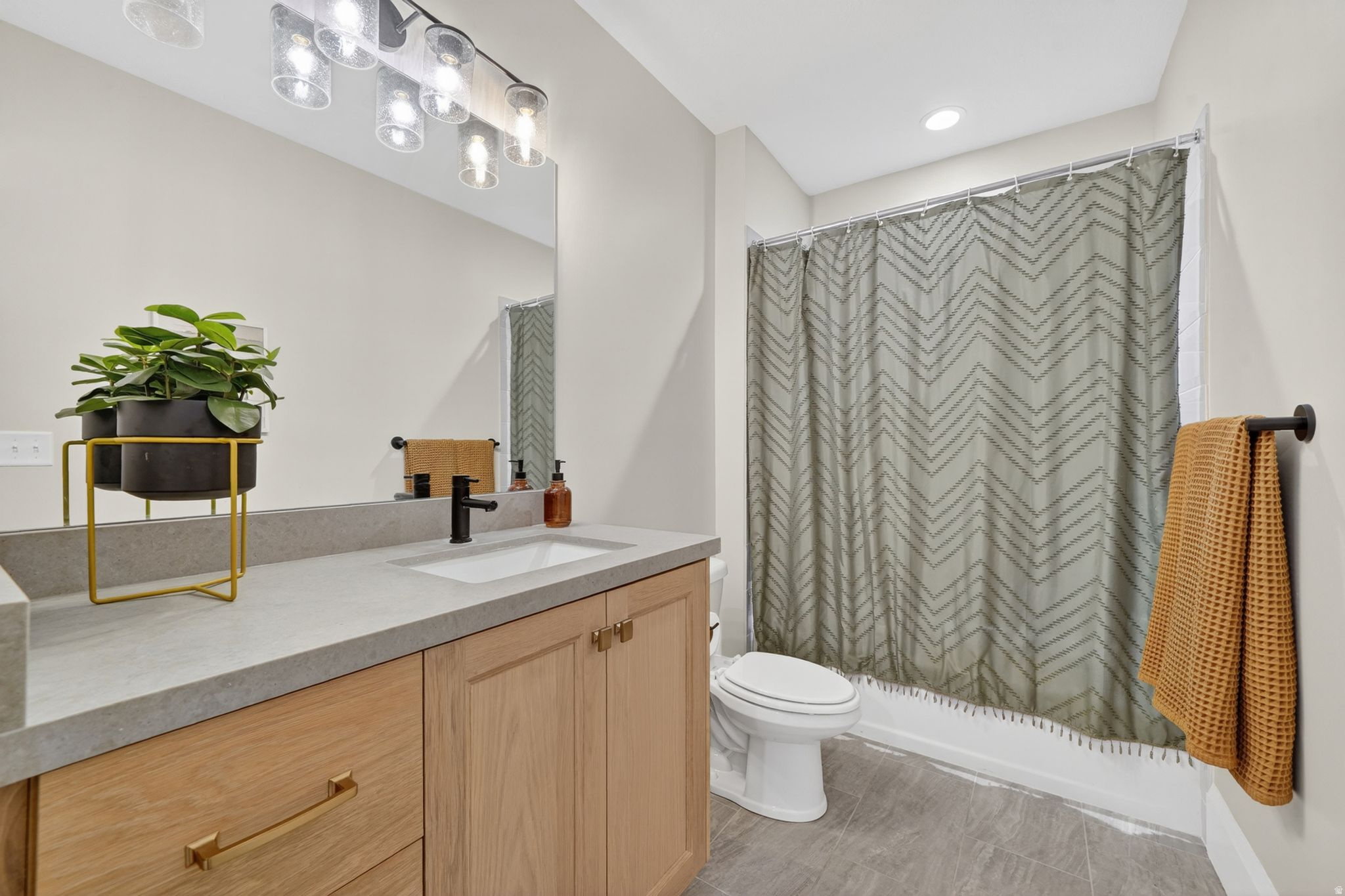 main property photo 63