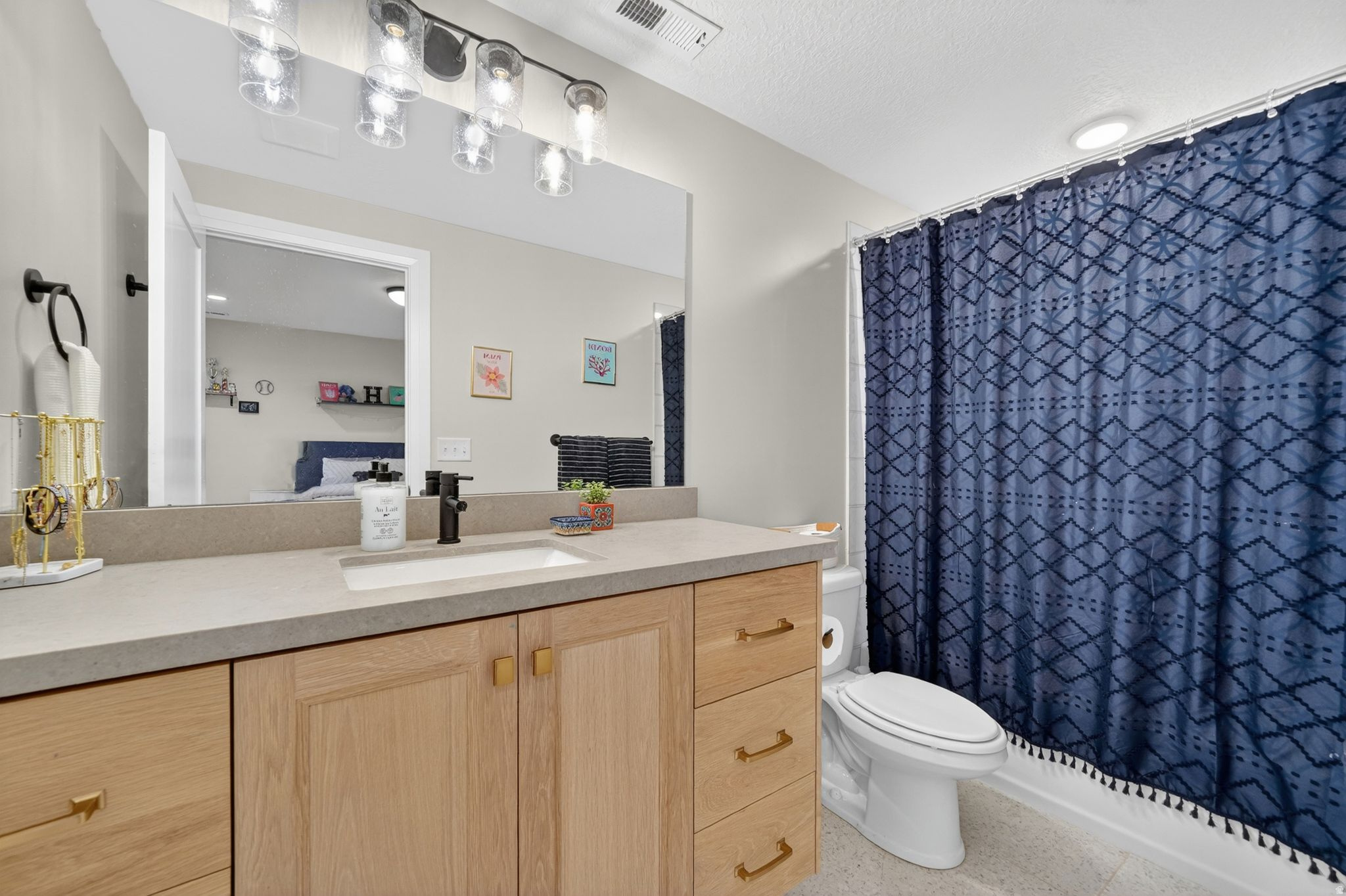 main property photo 67