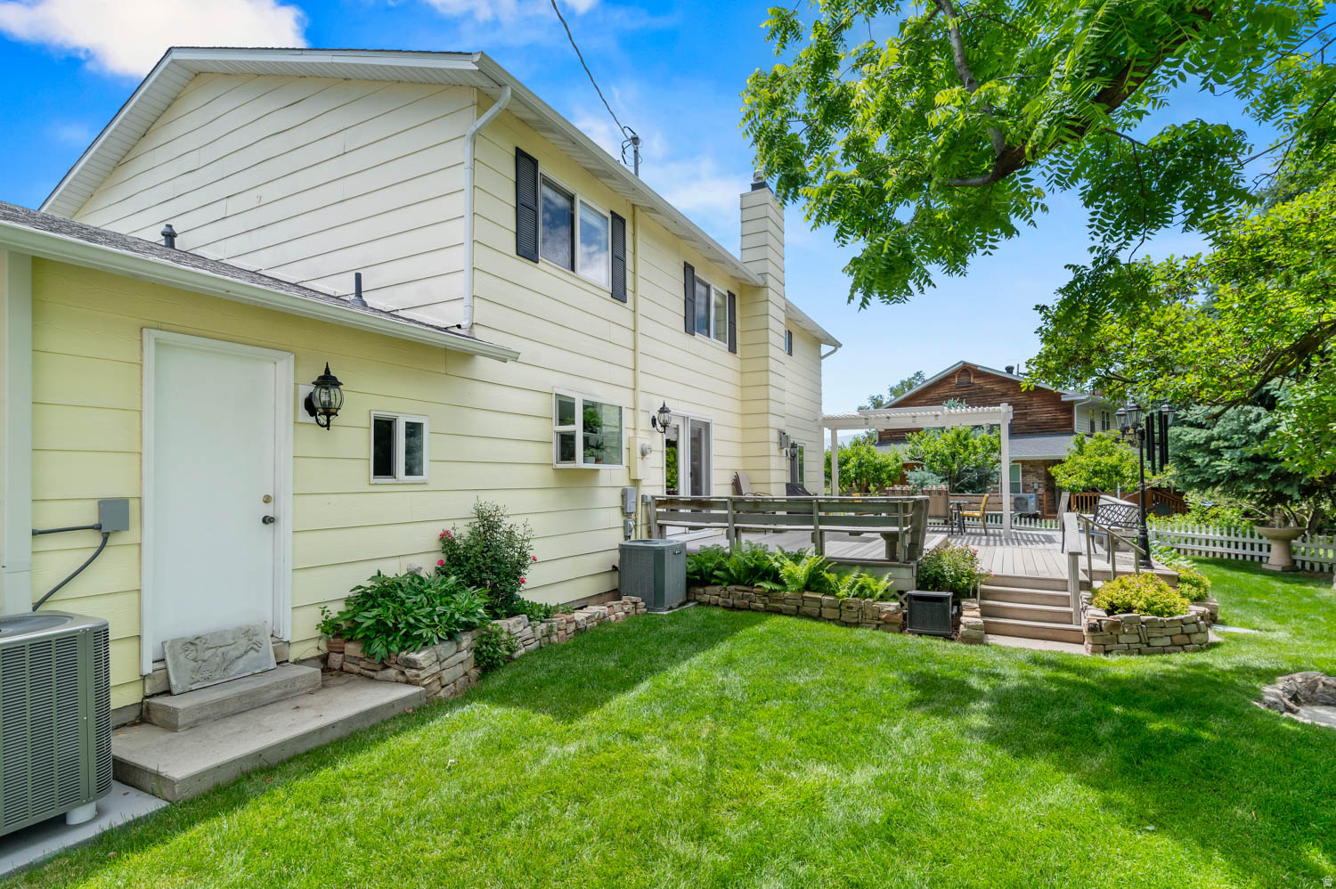 main property photo 54