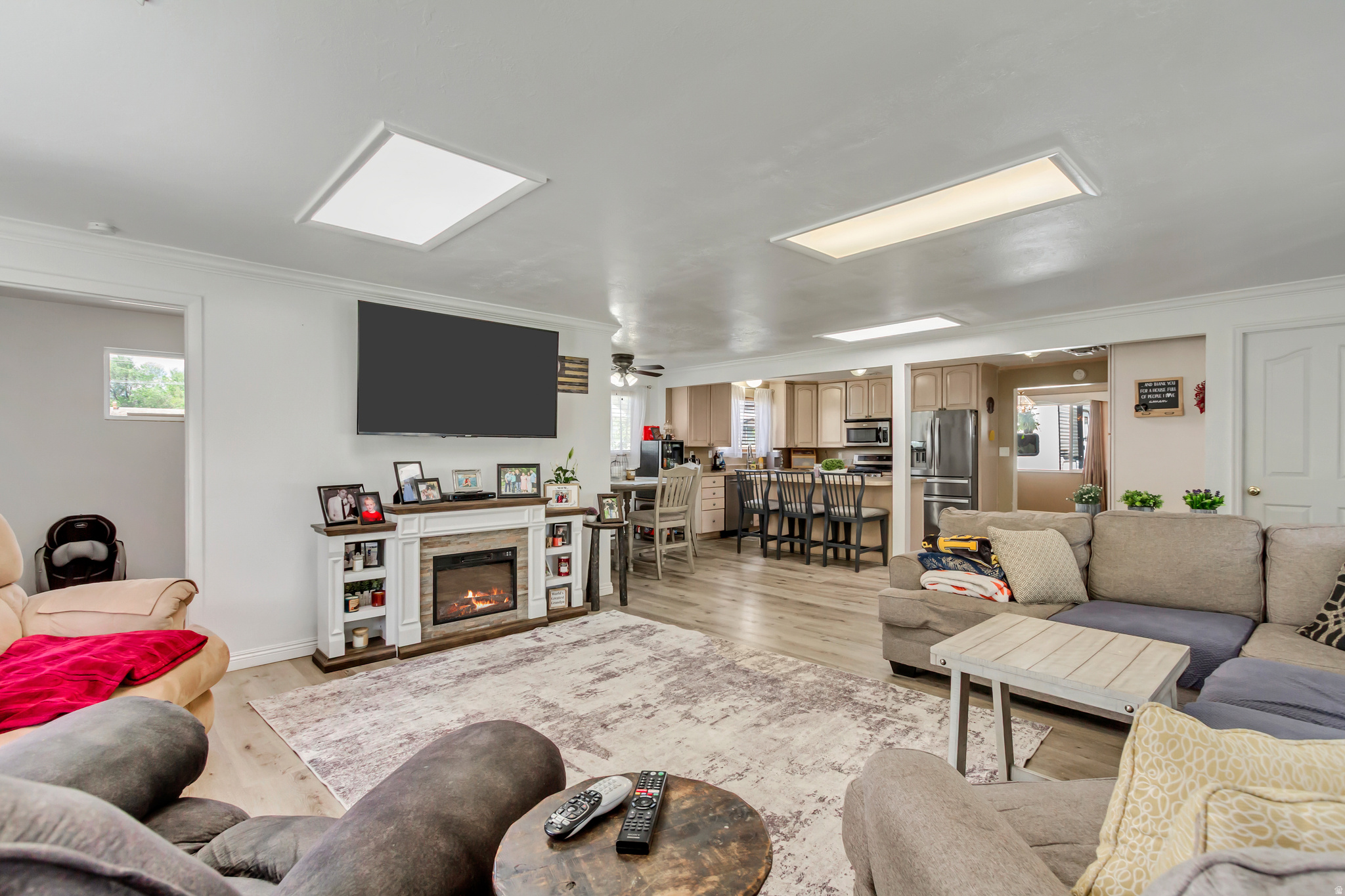 main property photo 10