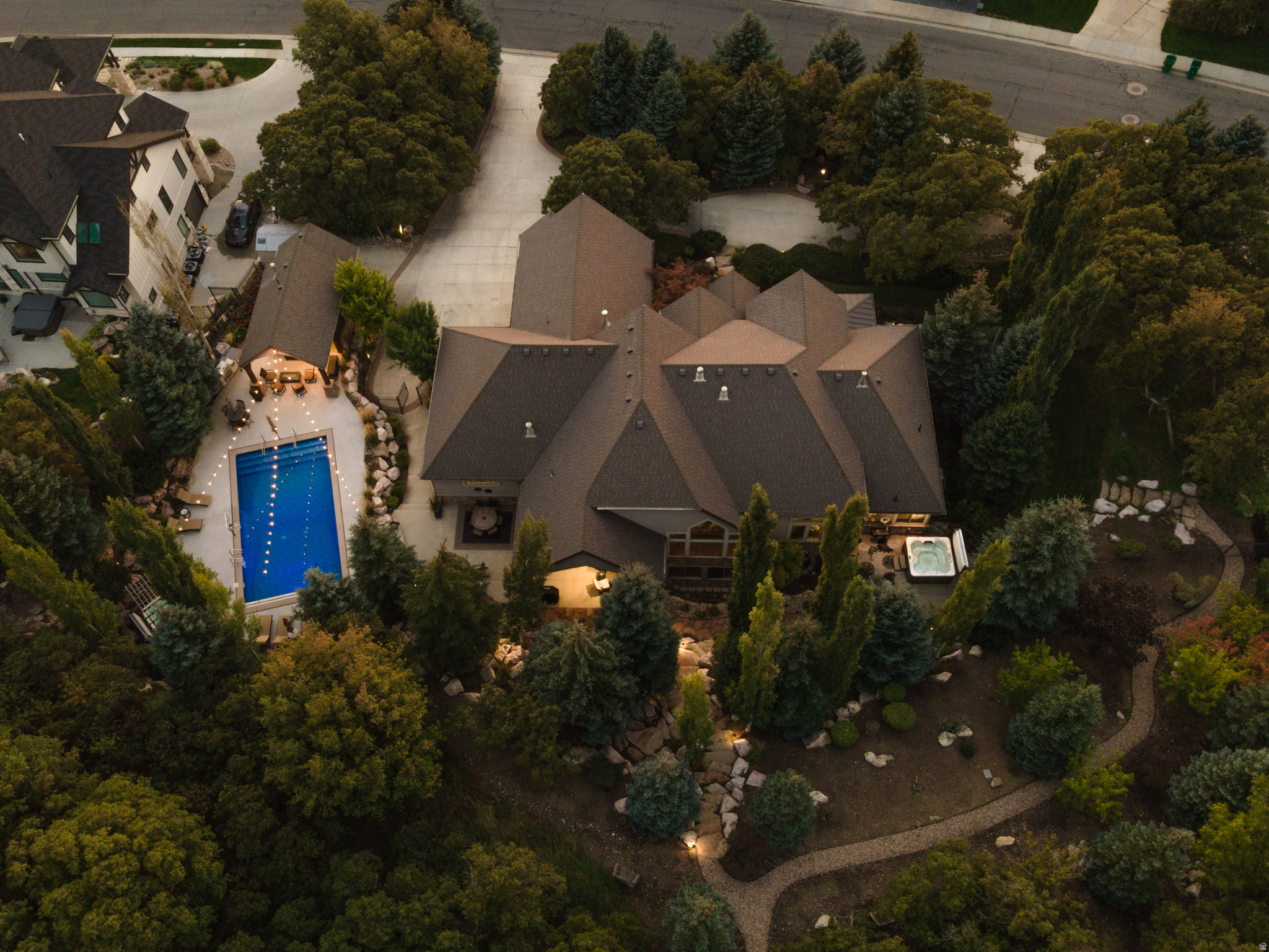 main property photo 78