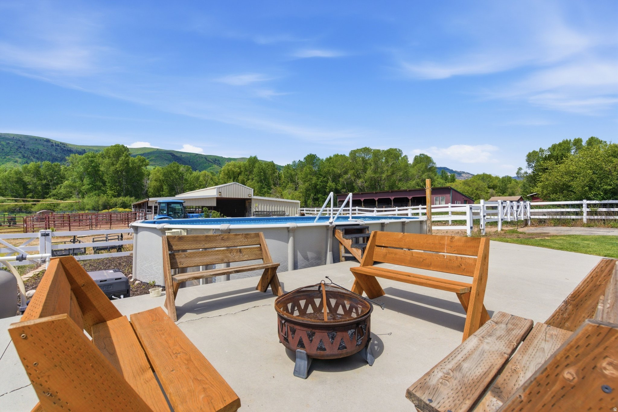 main property photo 58