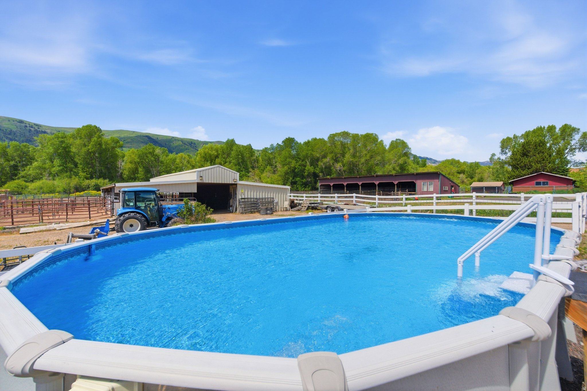 main property photo 59
