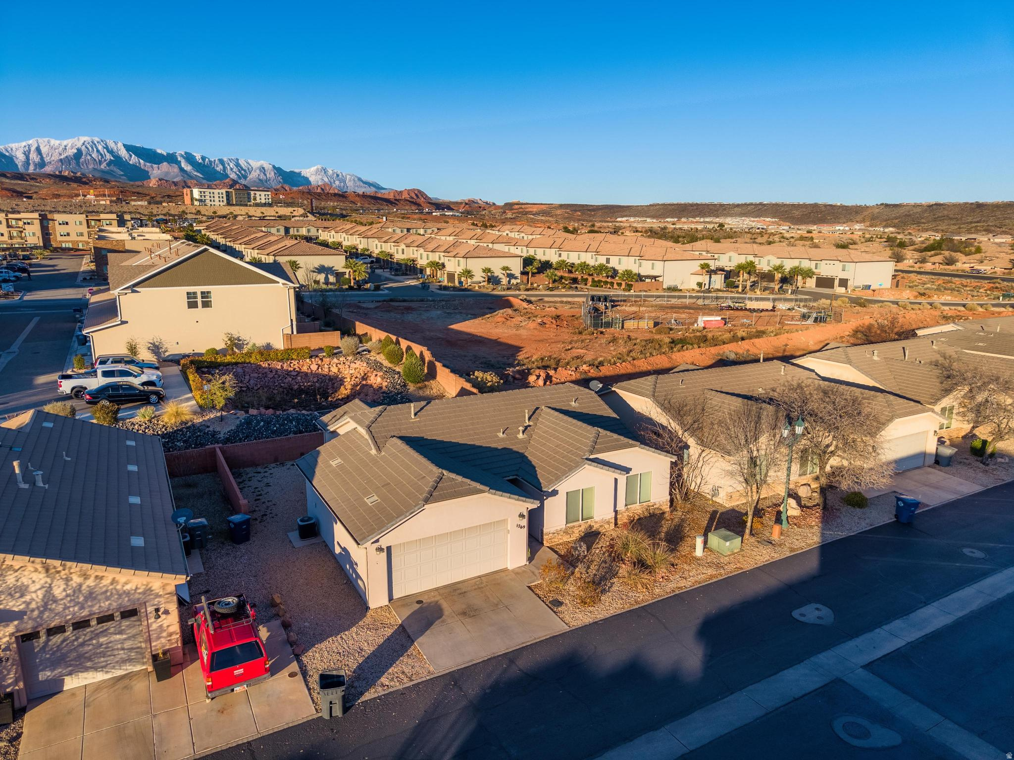 main property photo 33