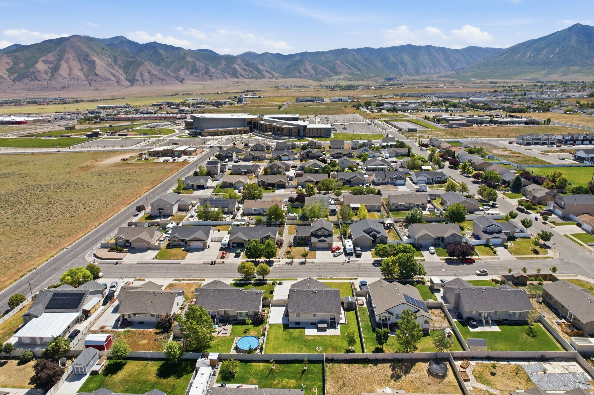 main property photo 38