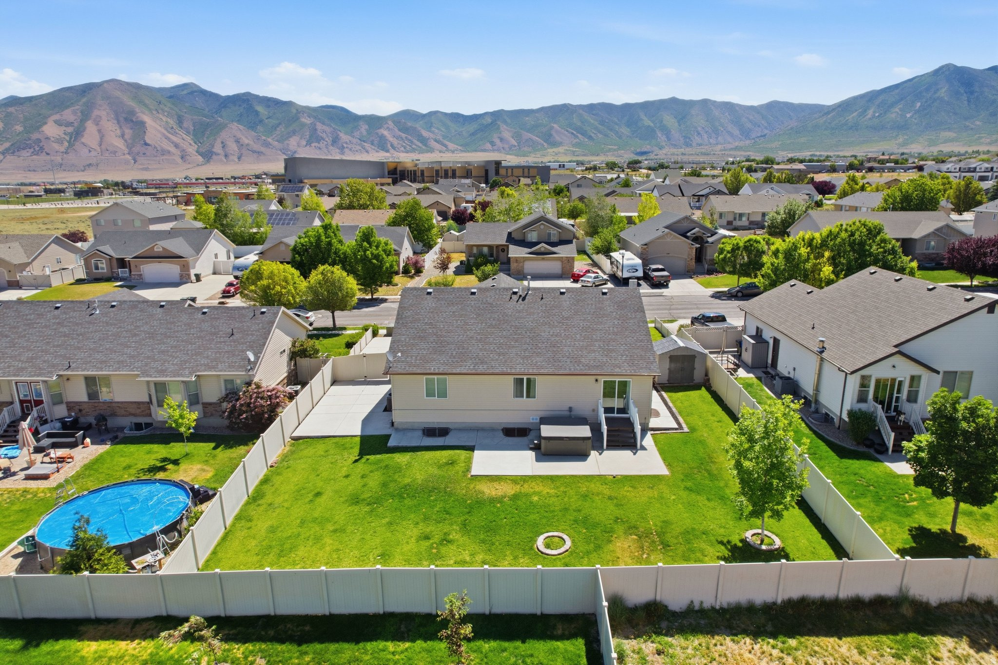 main property photo 43