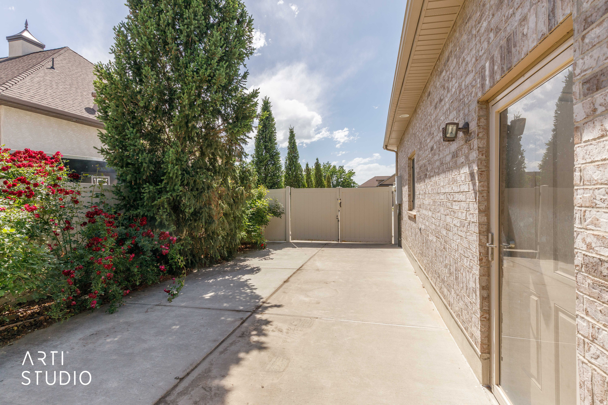 main property photo 54