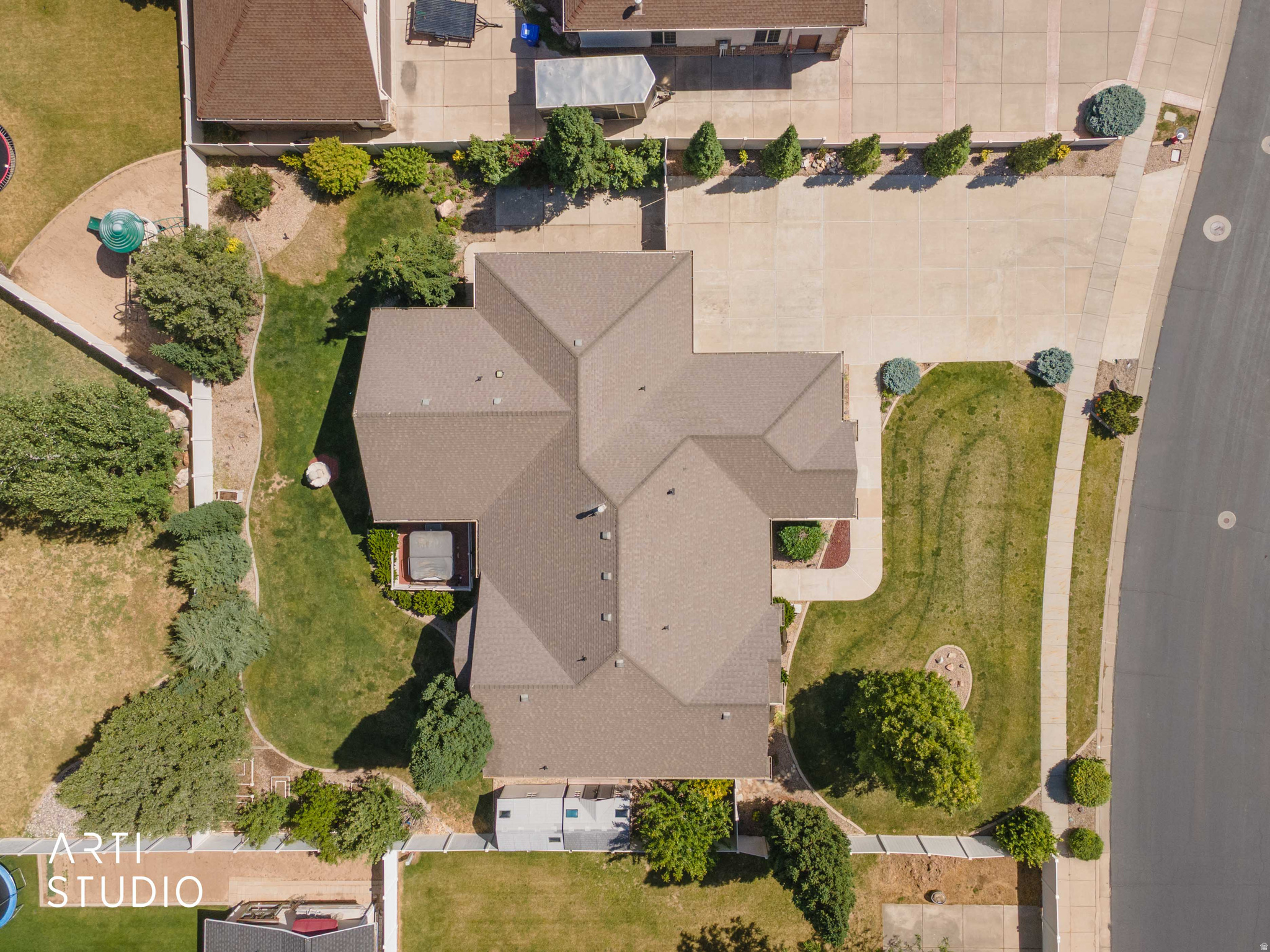 main property photo 59