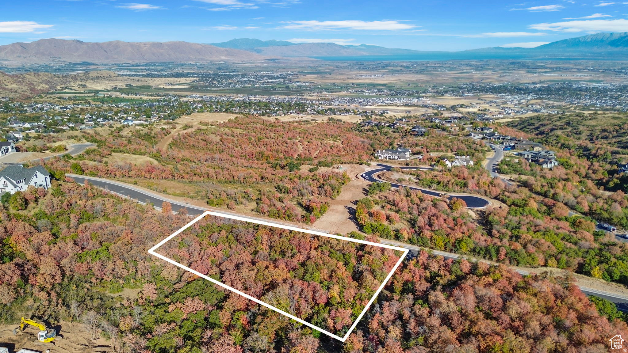 main property photo 9