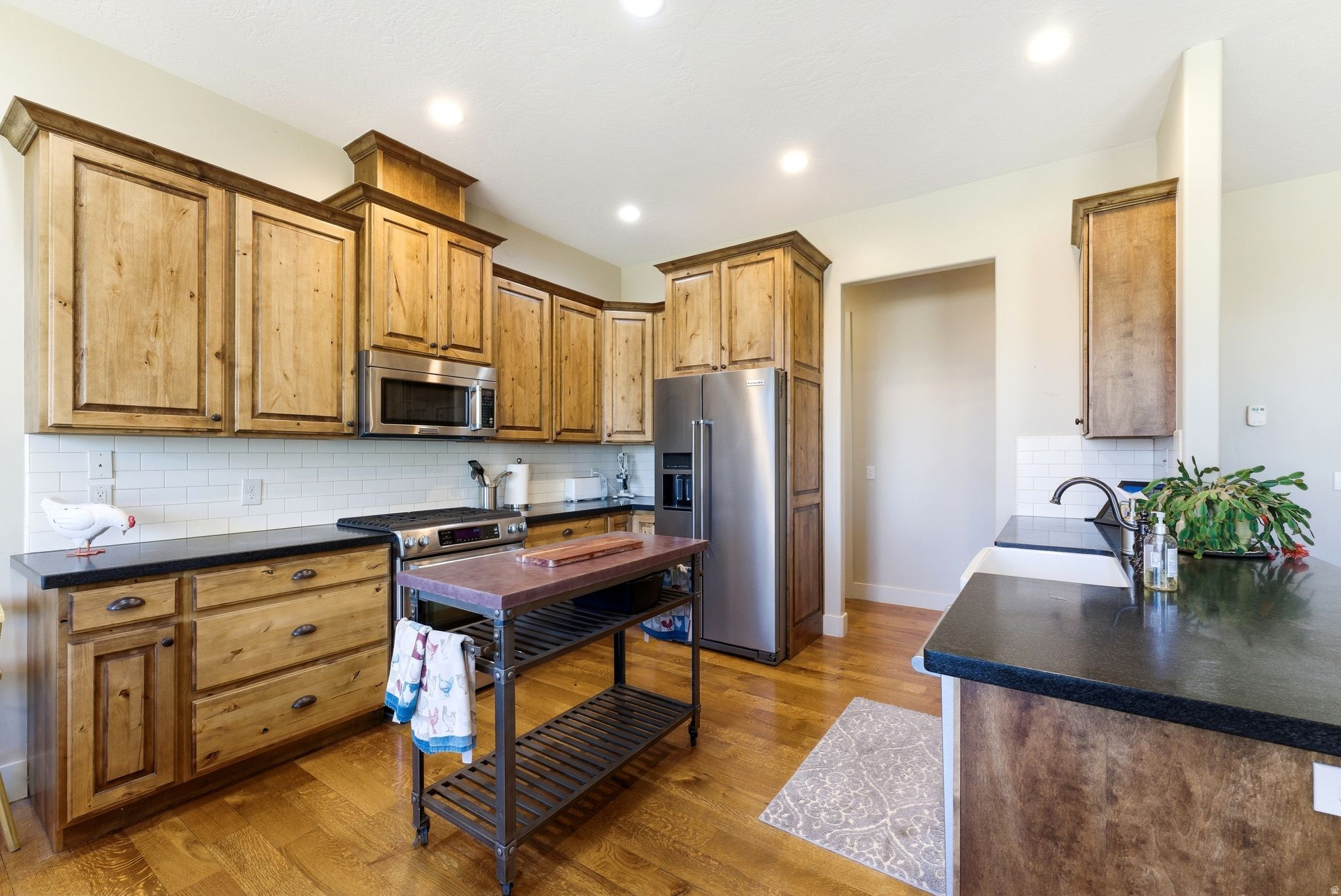 main property photo 11