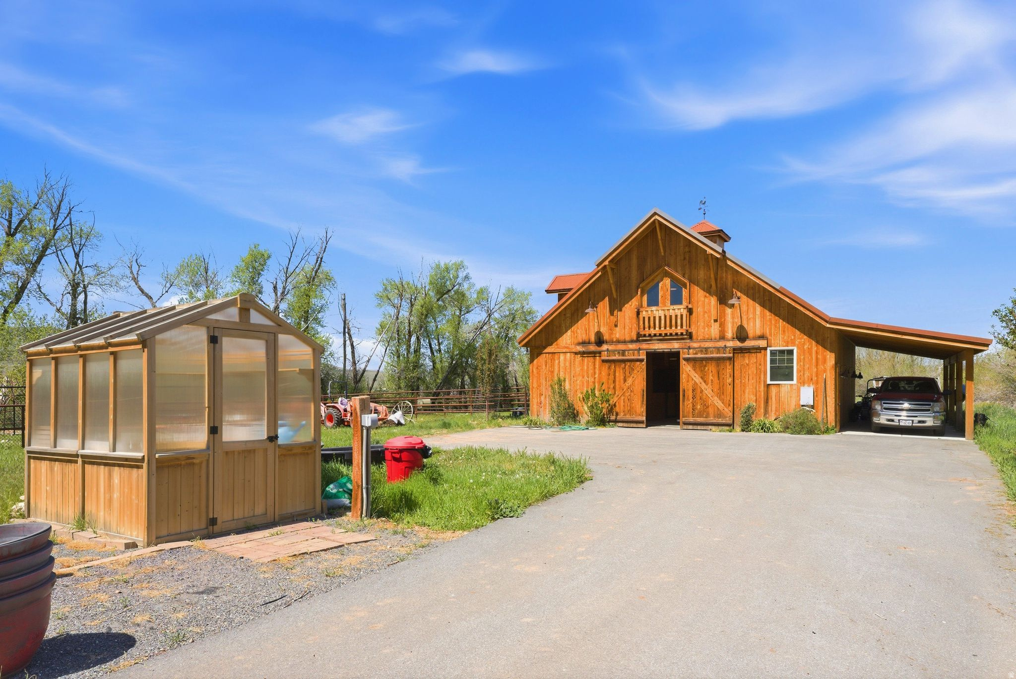 main property photo 78