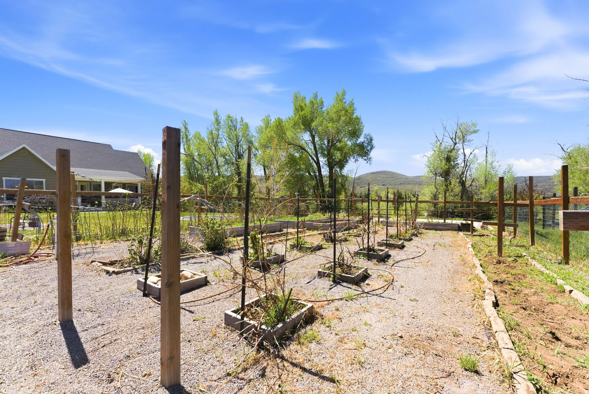 main property photo 83