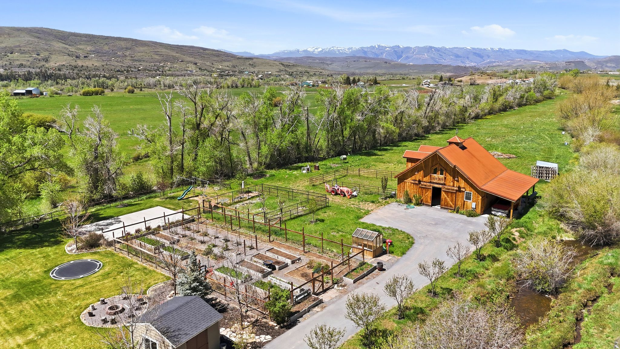 main property photo 87