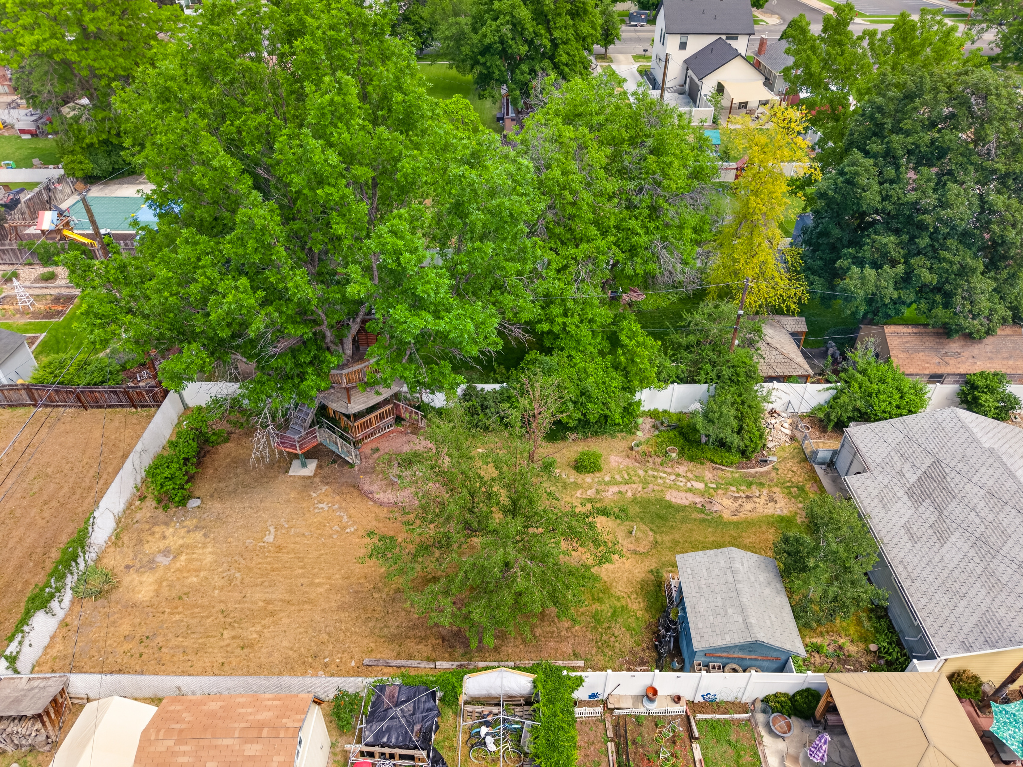 main property photo 46