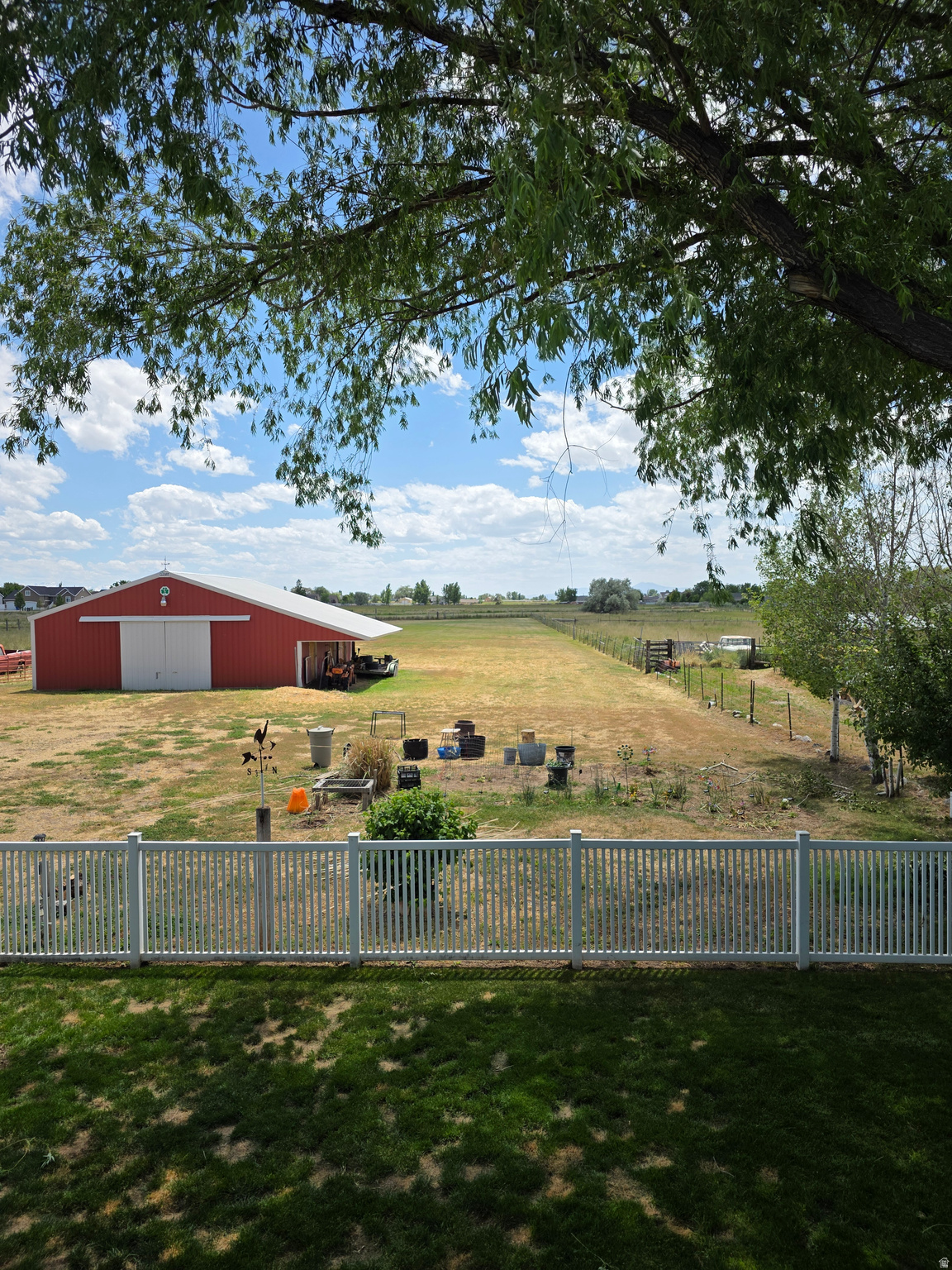 main property photo 22