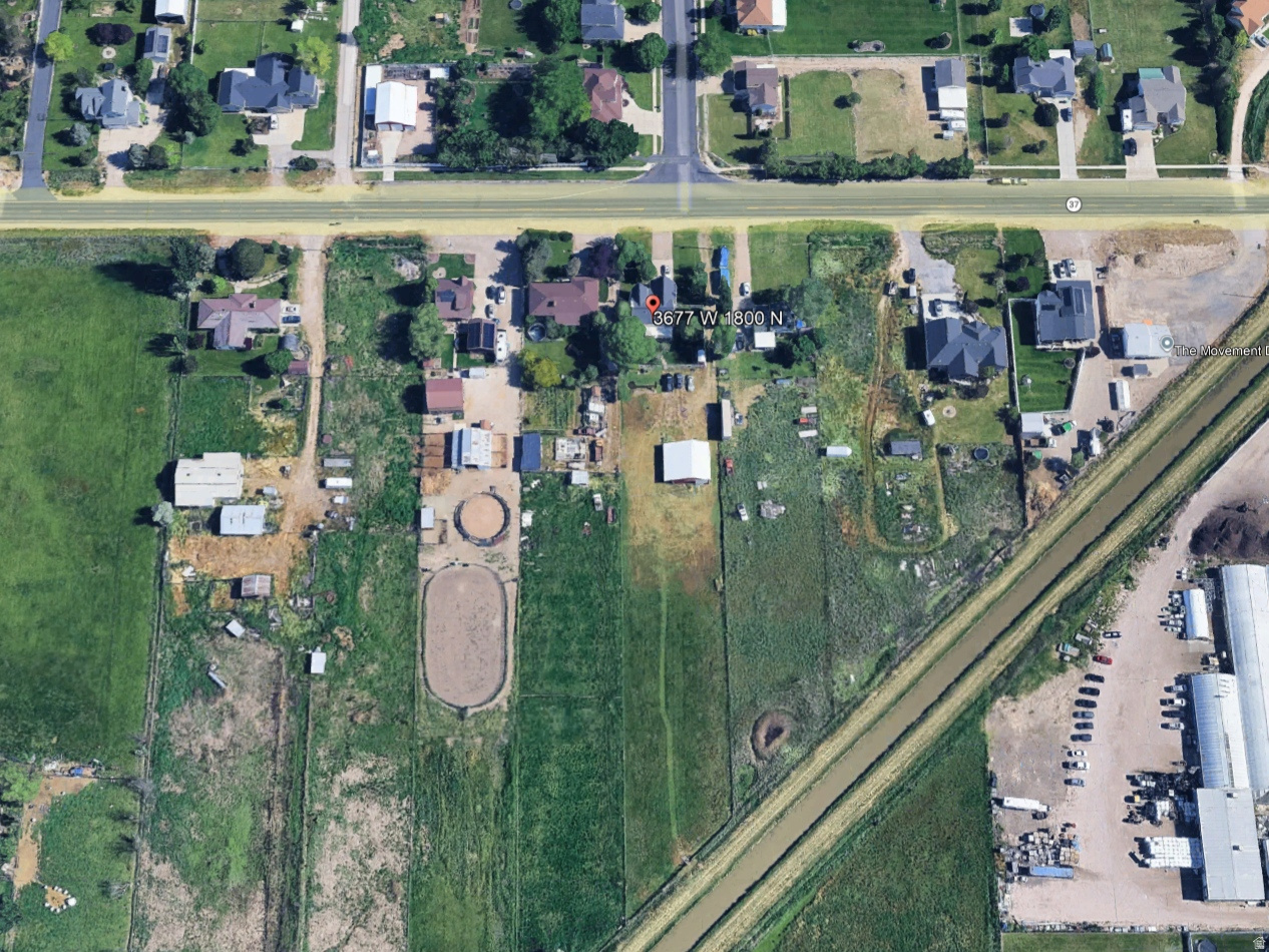 main property photo 24