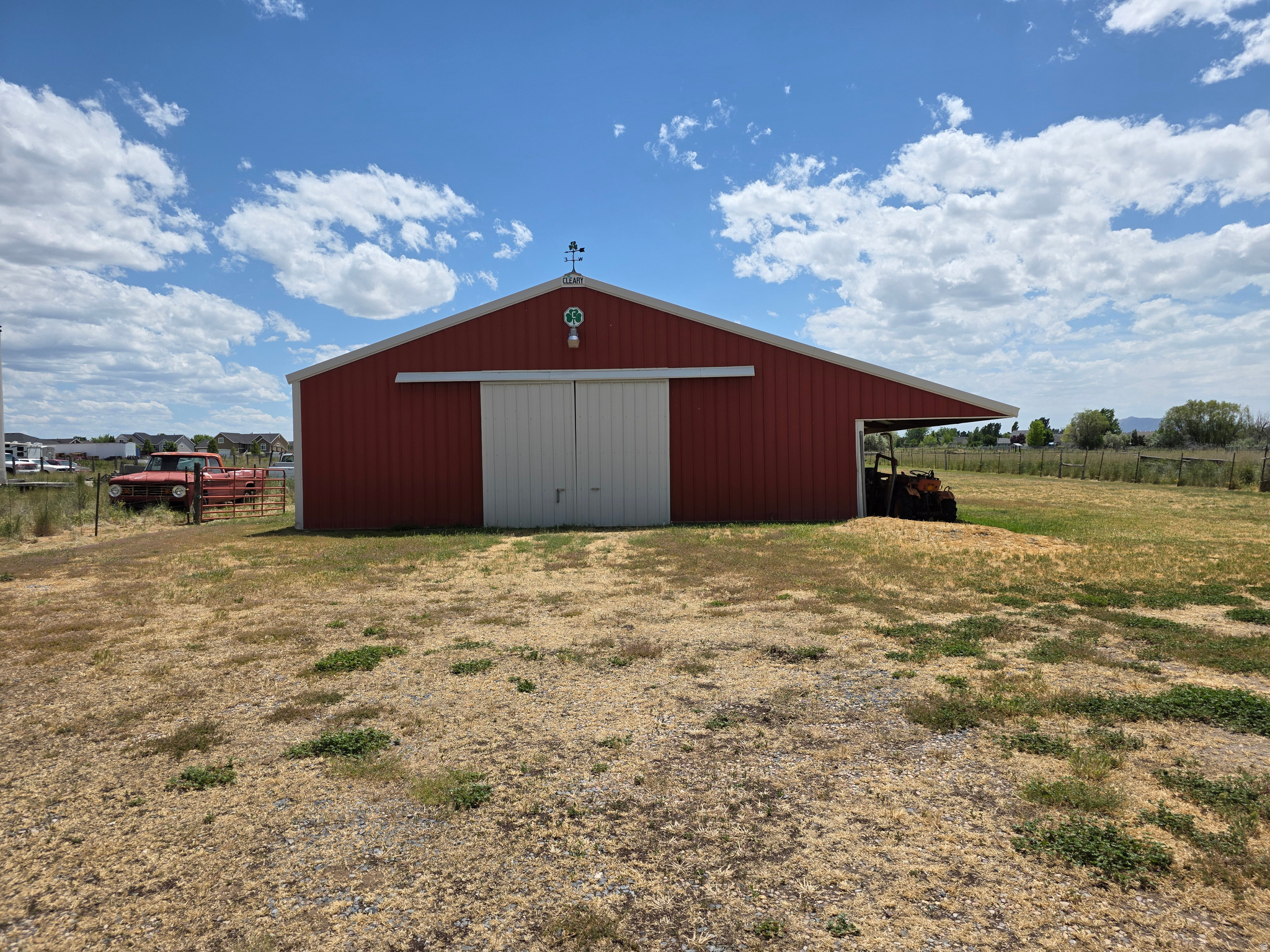 main property photo 4