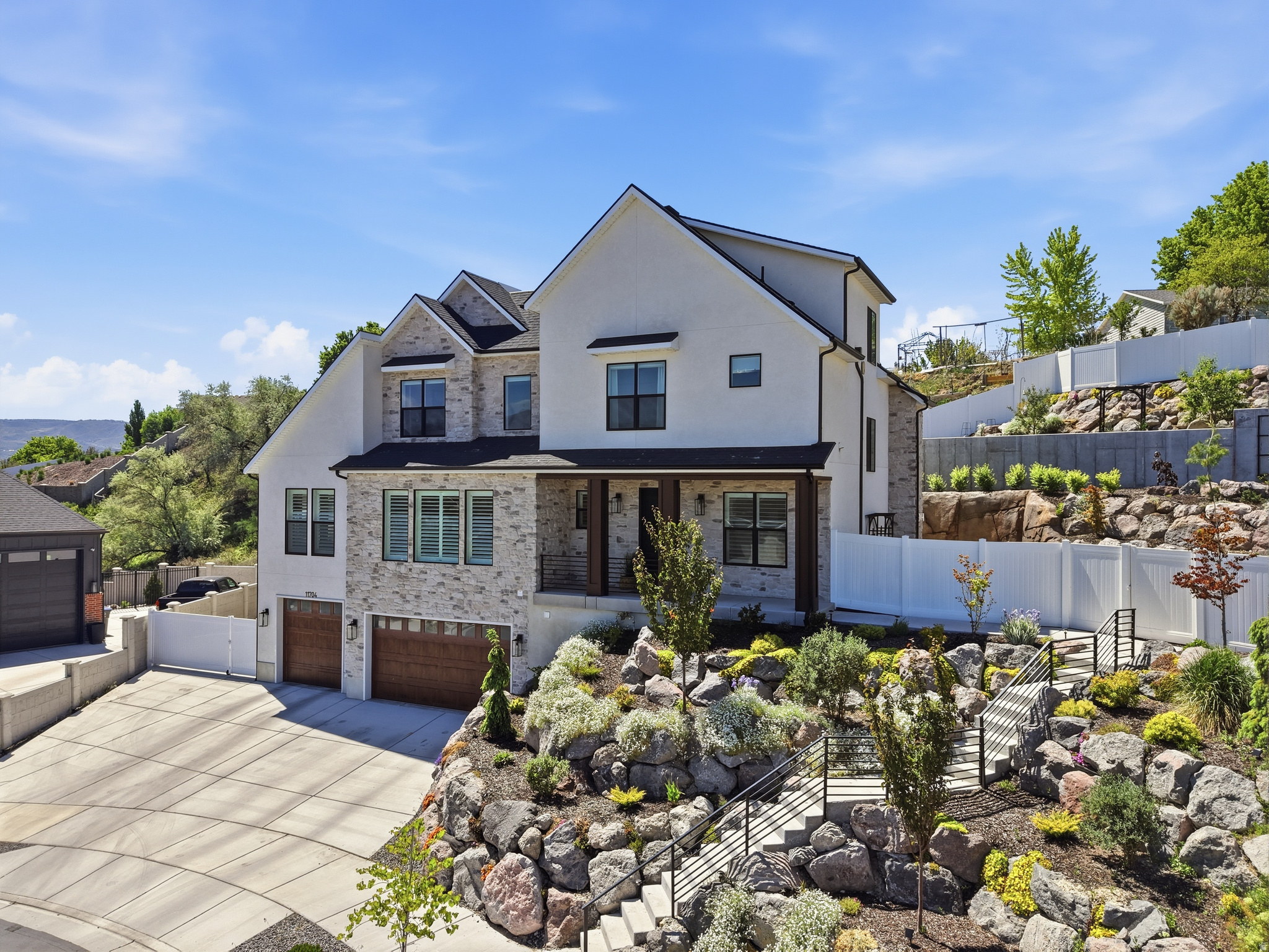main property photo 70