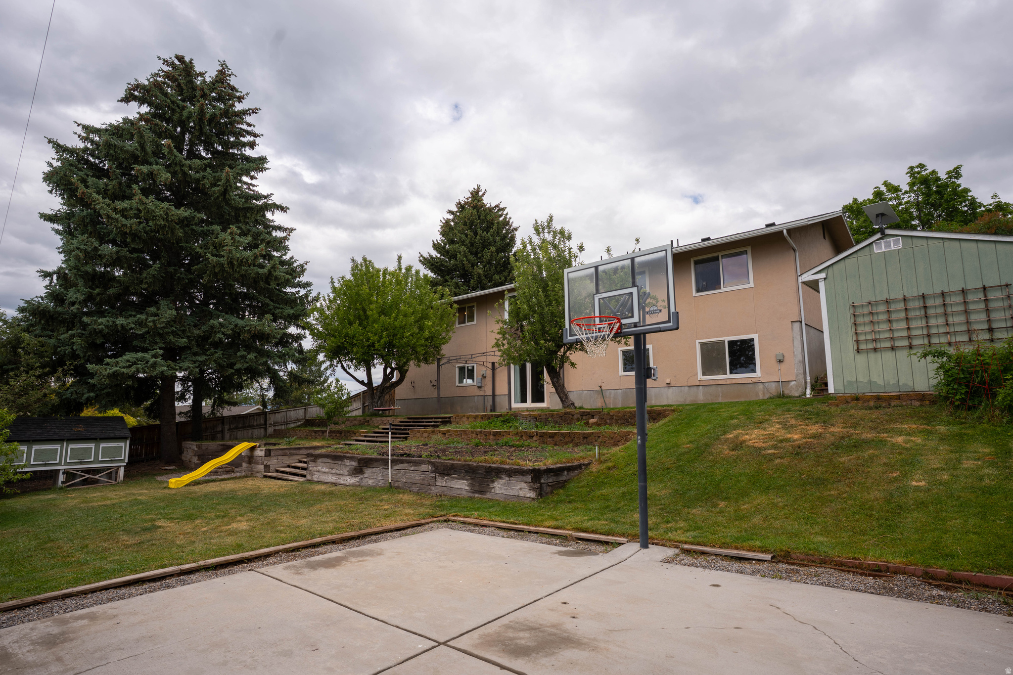 main property photo 34