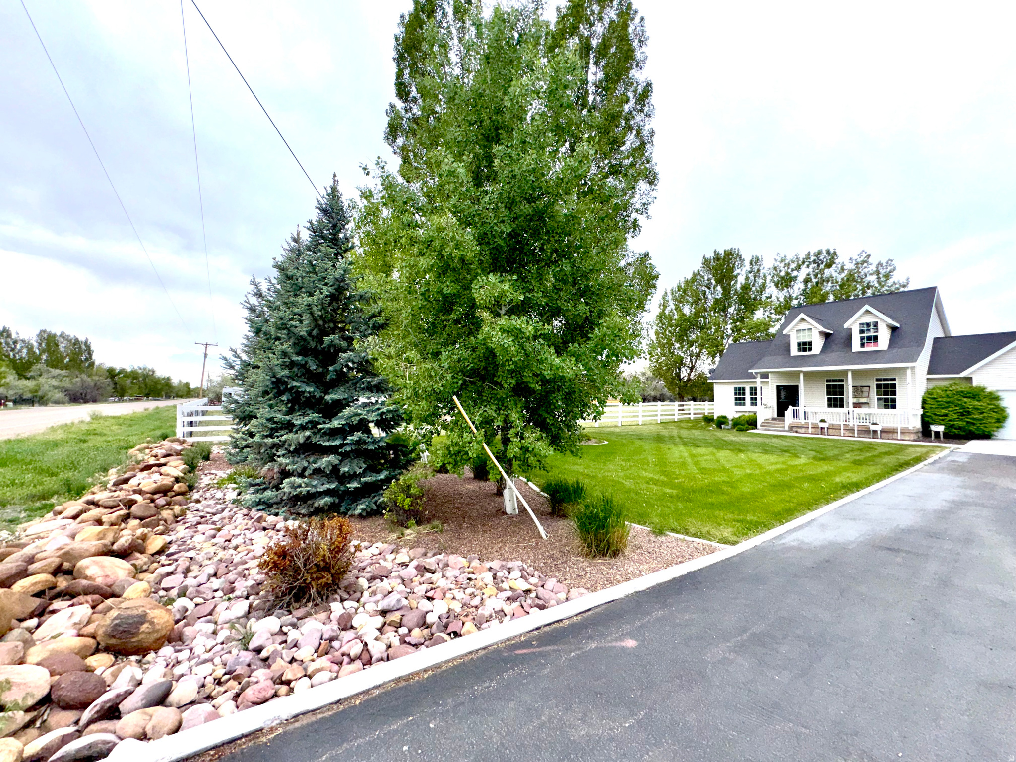 main property photo 10