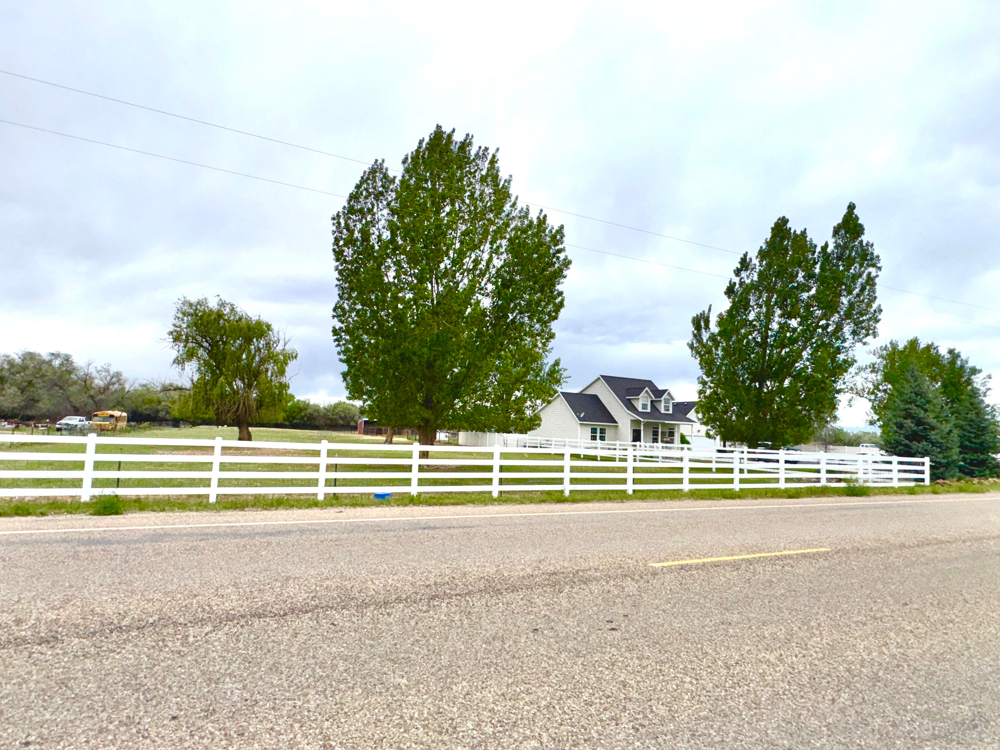 main property photo 9