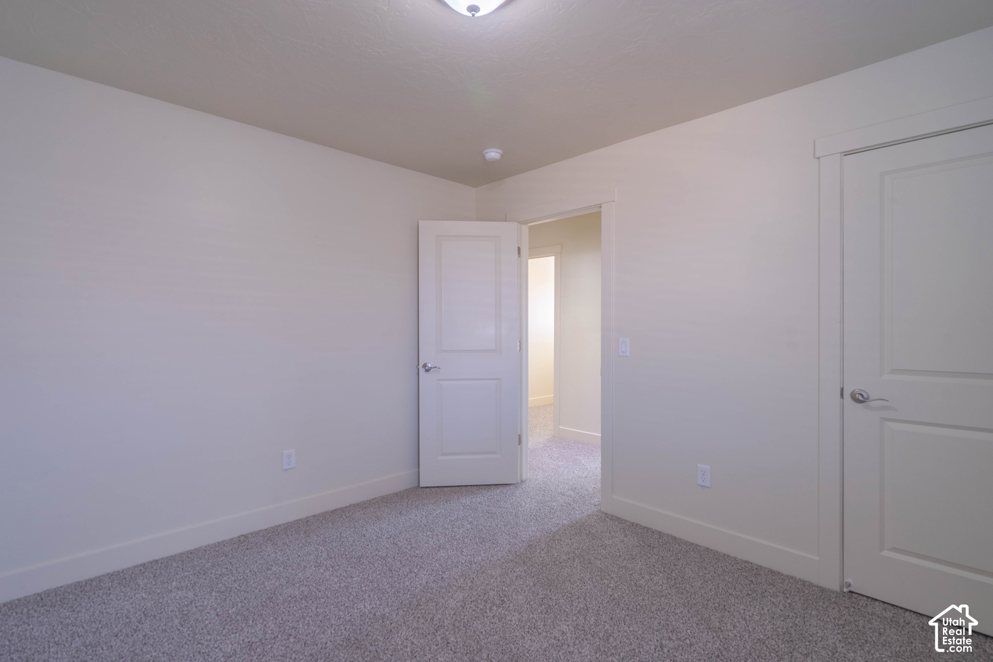 main property photo 75