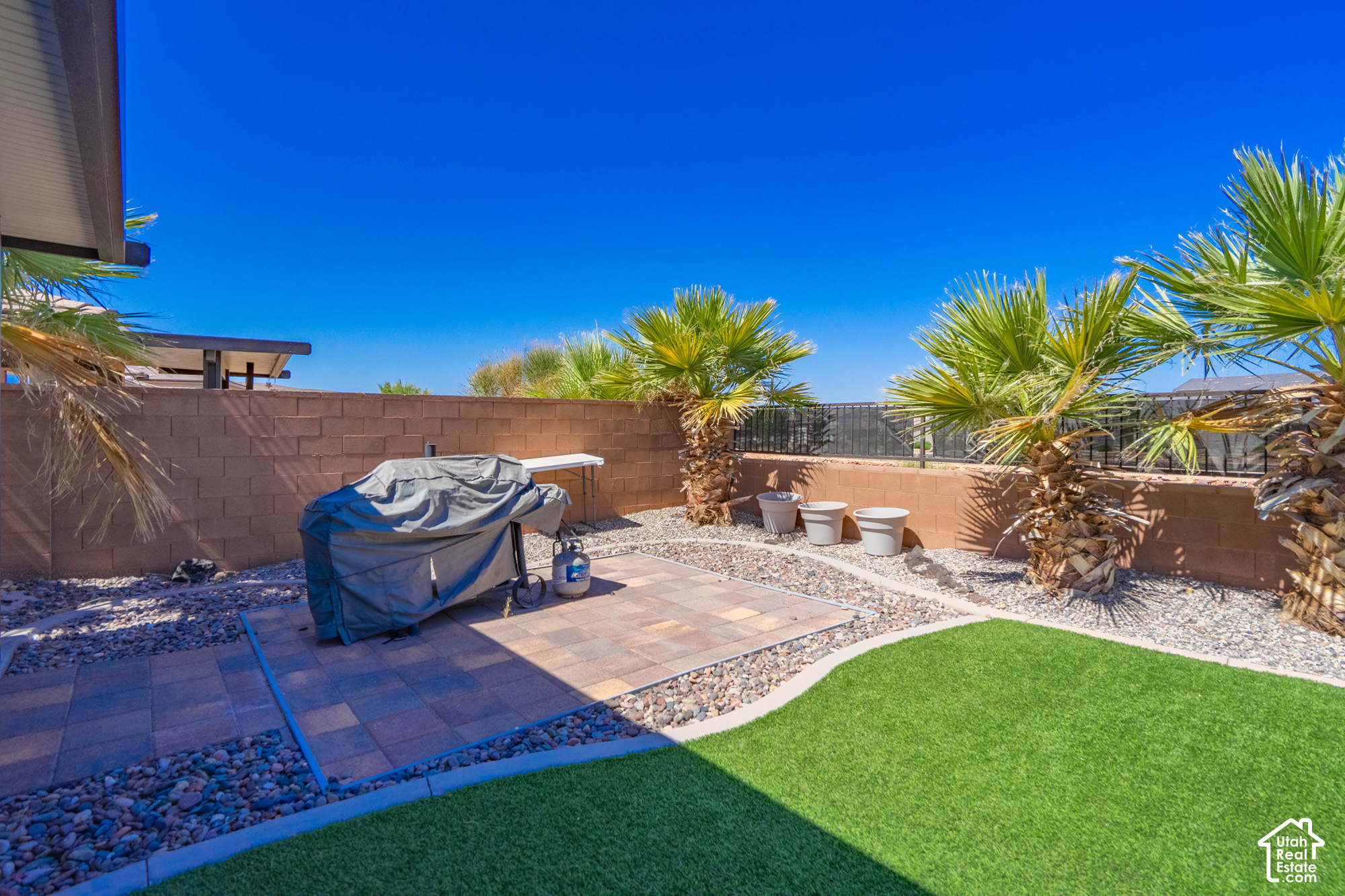 main property photo 81