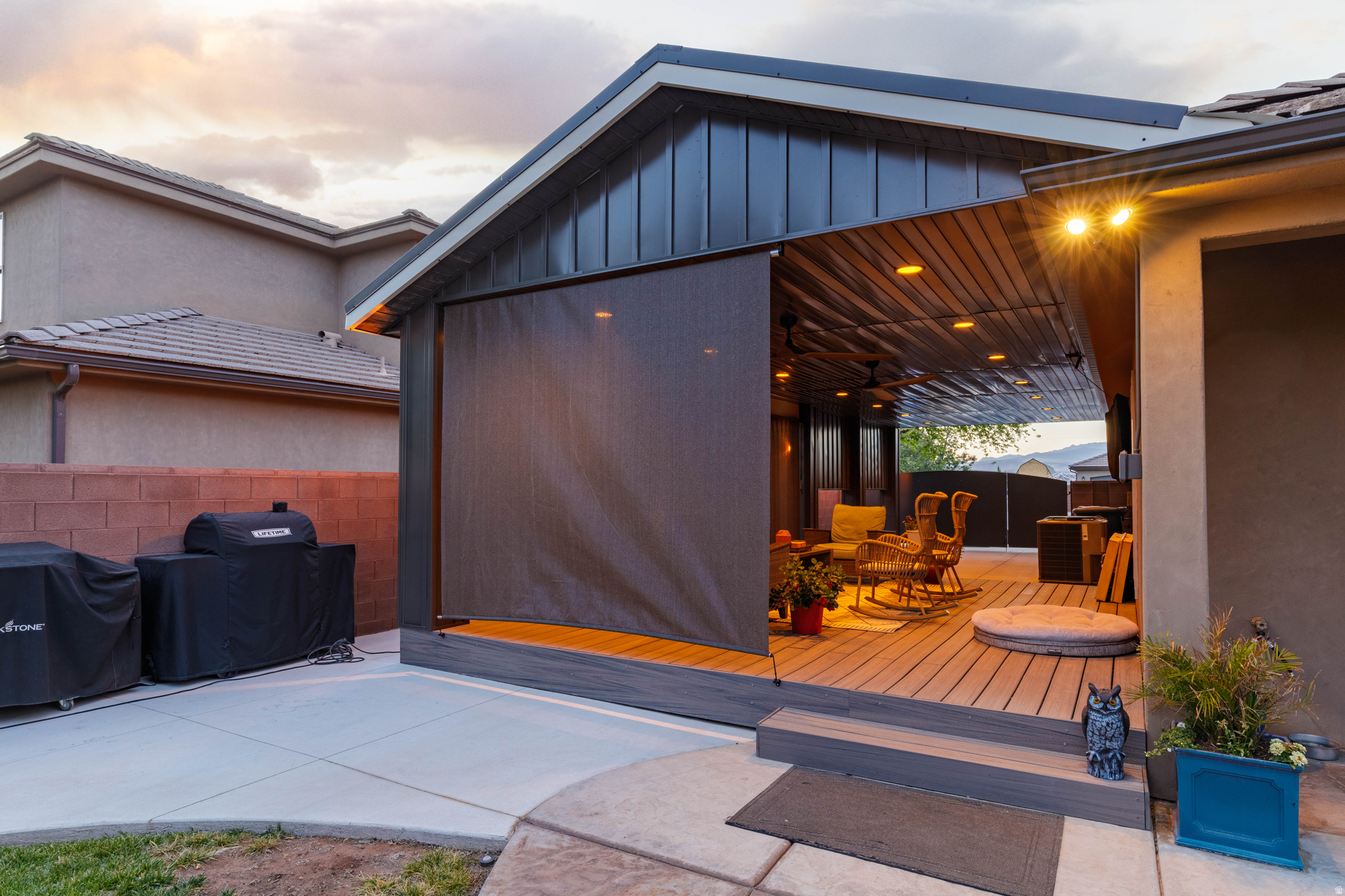 main property photo 45