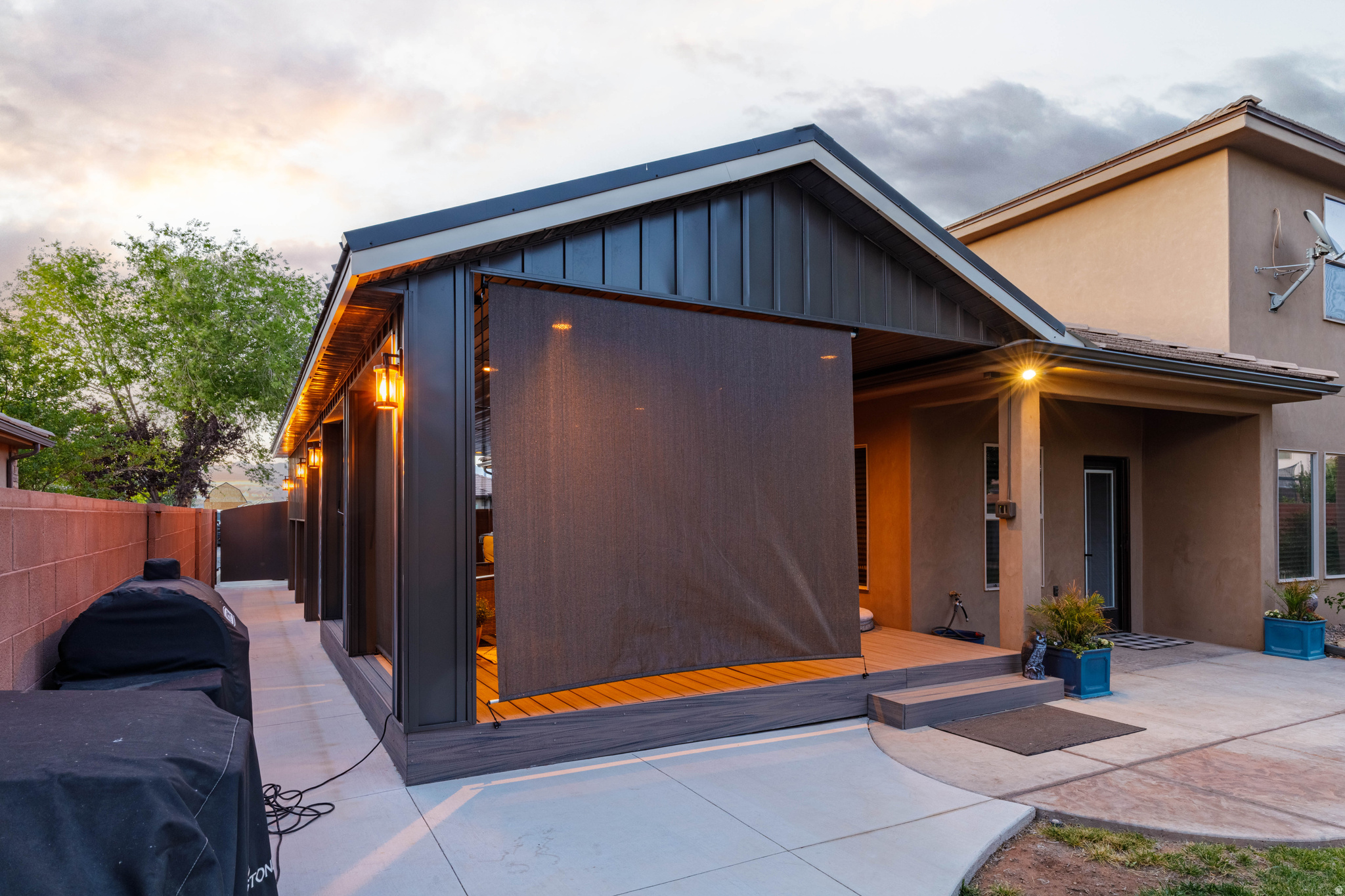 main property photo 46