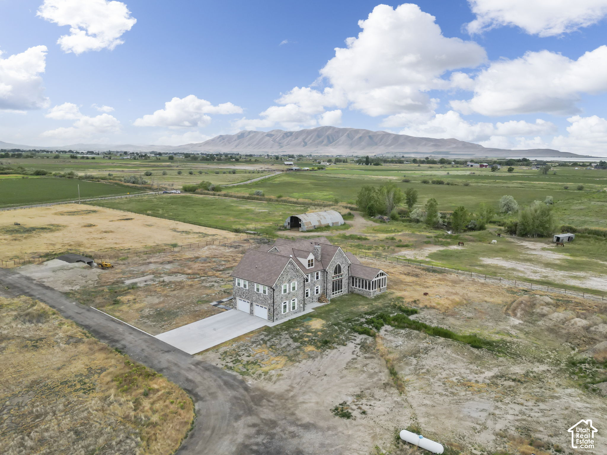 main property photo 100